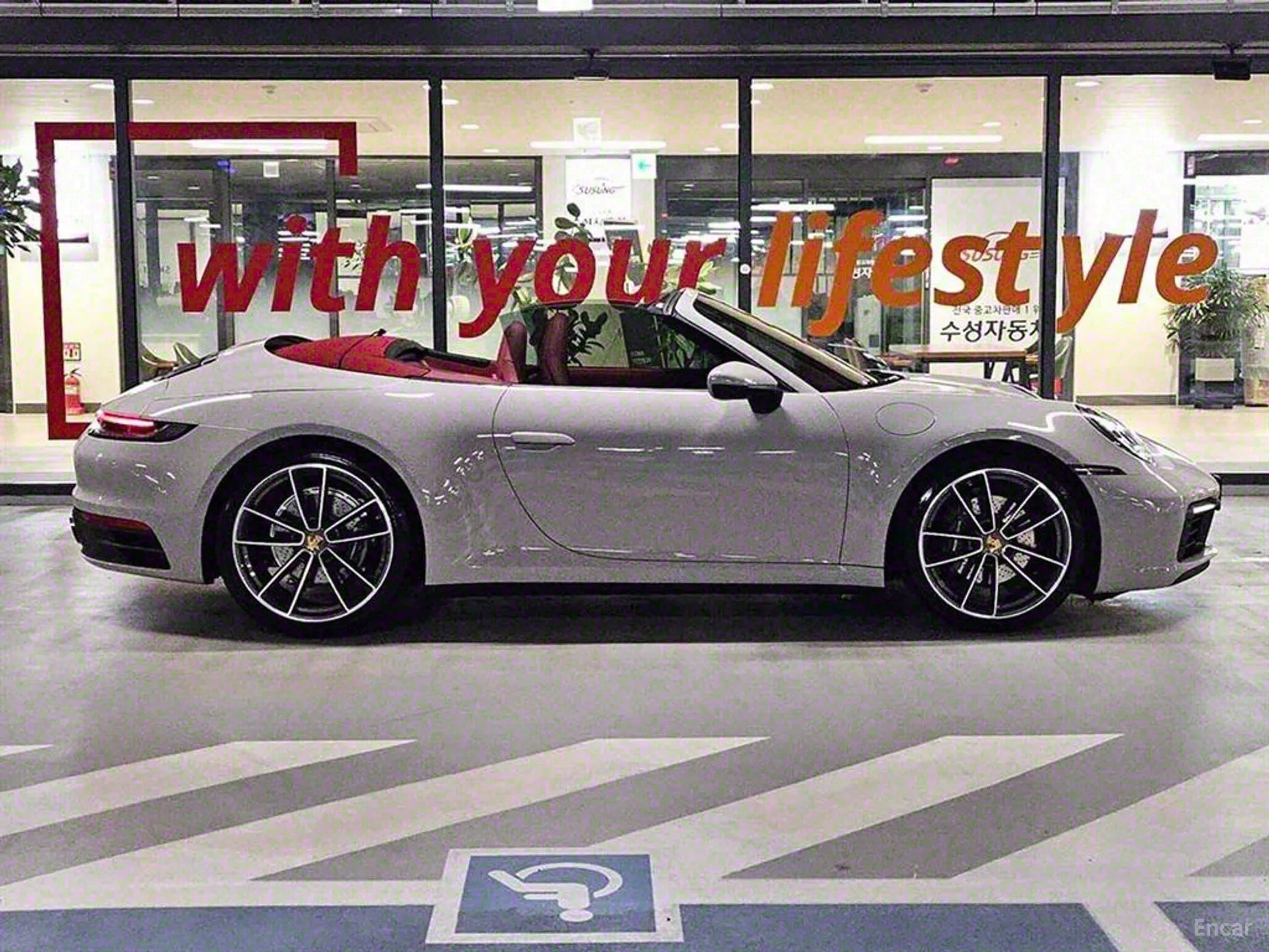 Porsche 911 (992) превью 2