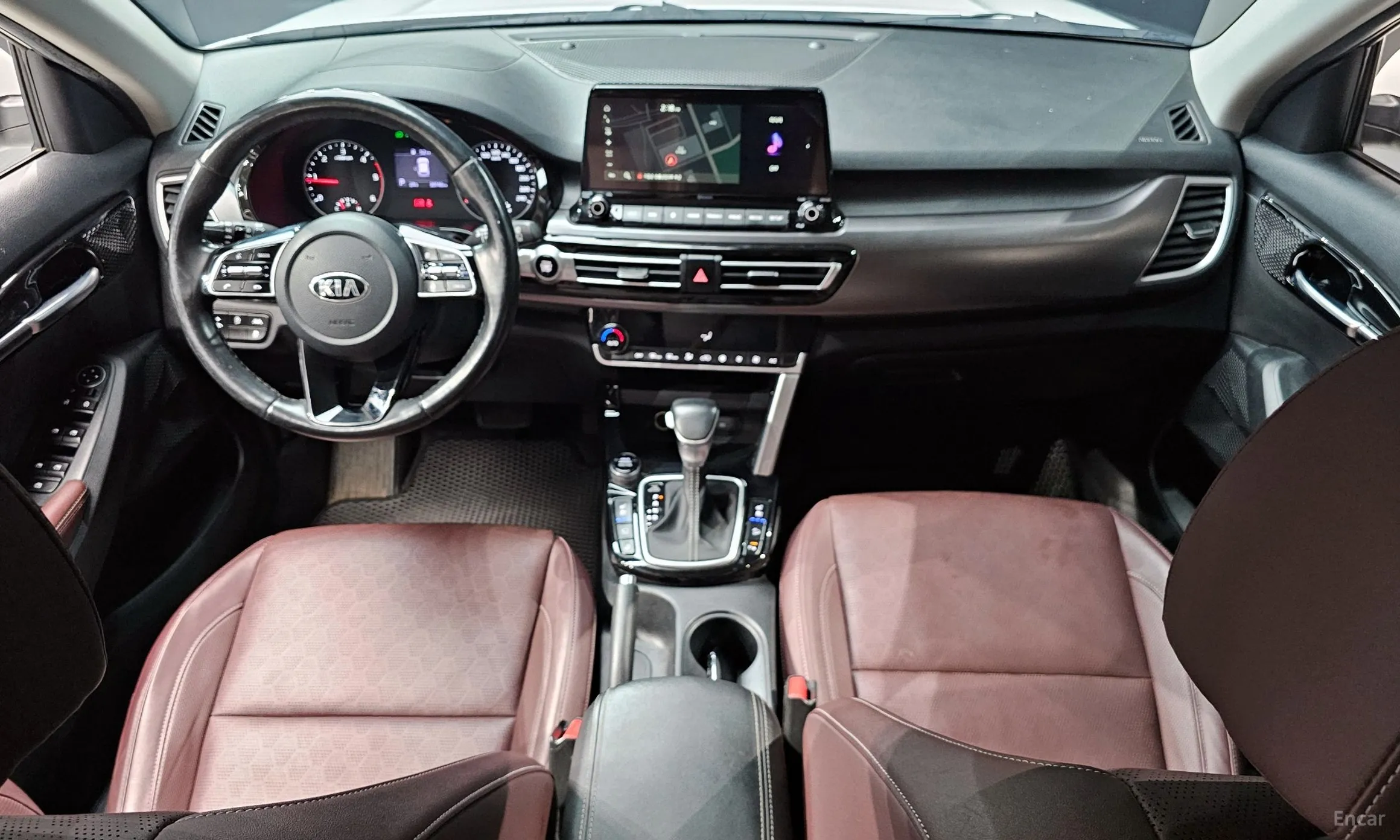 Kia Seltos превью 4