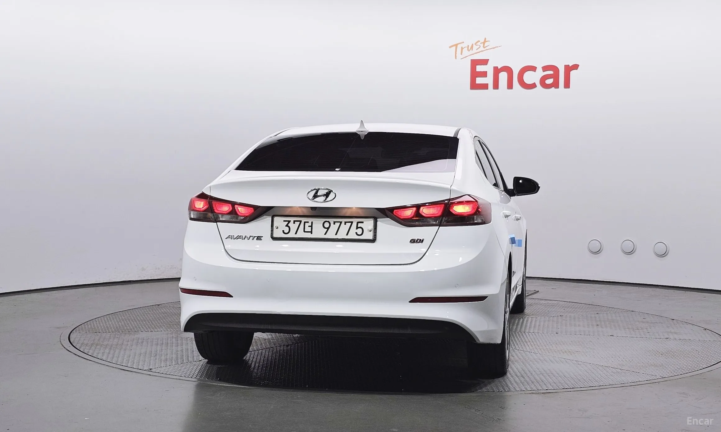 Hyundai Avante AD превью 3