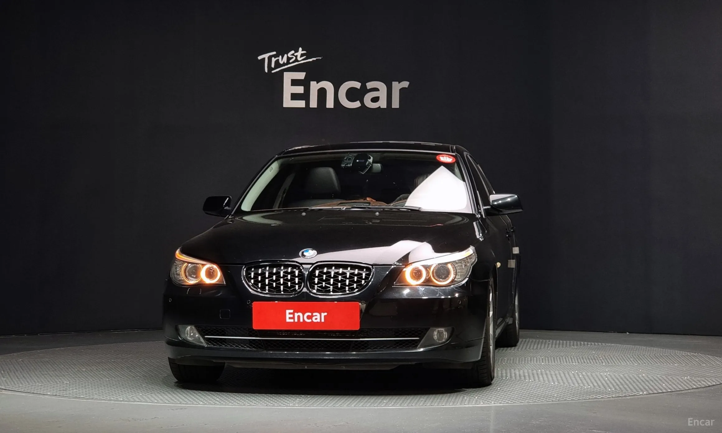 BMW 5 Series (E60) превью 2
