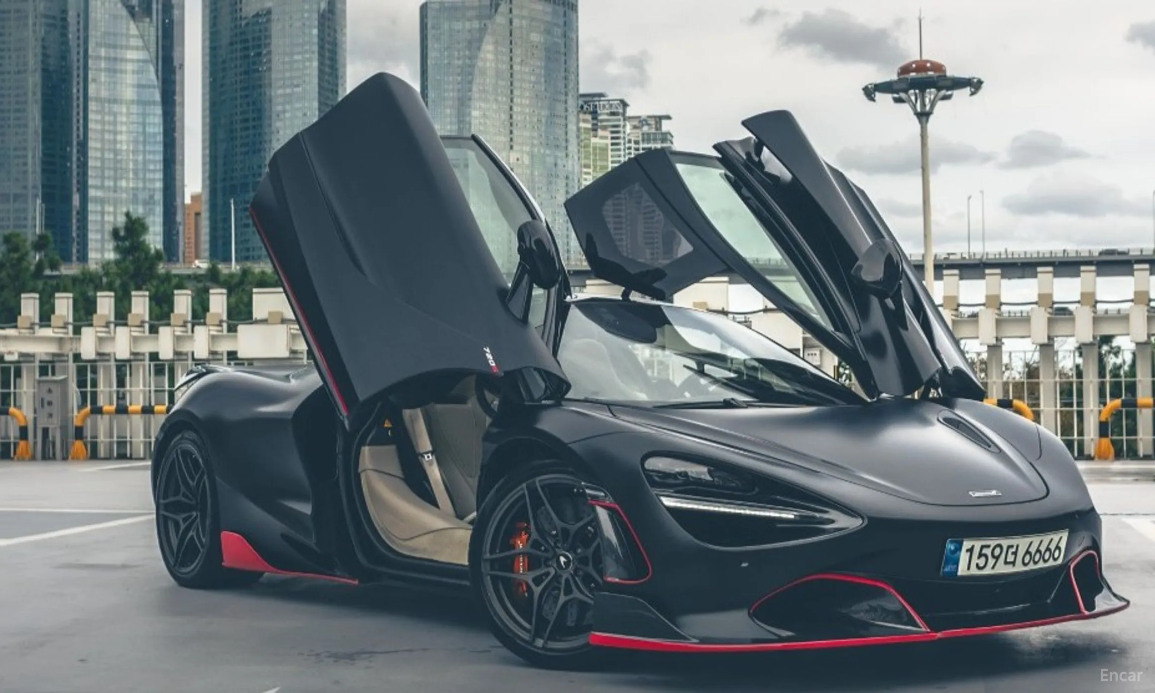 McLaren 720S