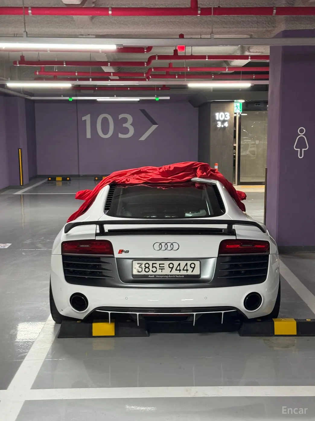 Audi R8 превью 3