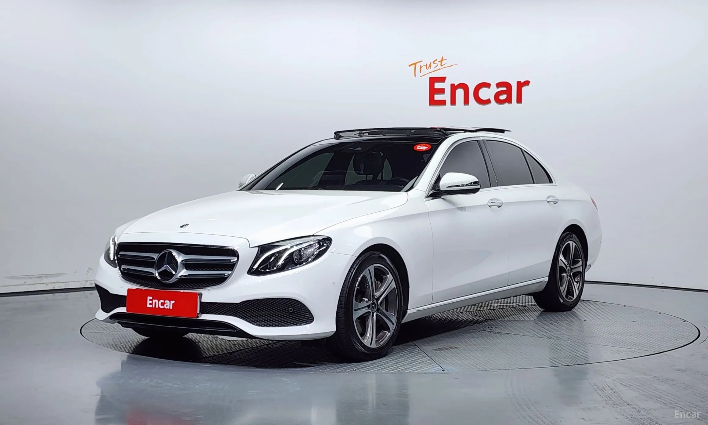 Mercedes Benz E-Class W213