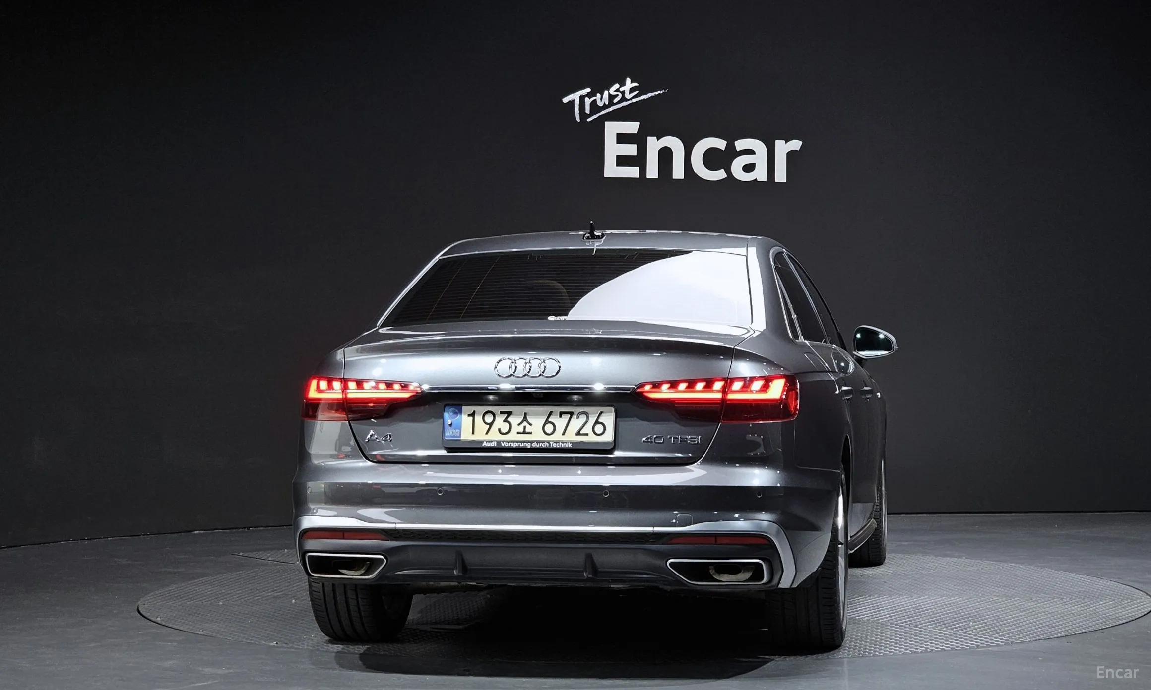 Audi A4 (B9) превью 3