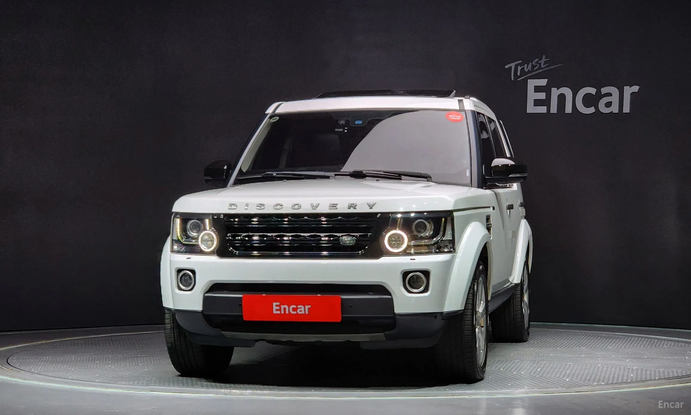 Land Rover Discovery 4 превью 2