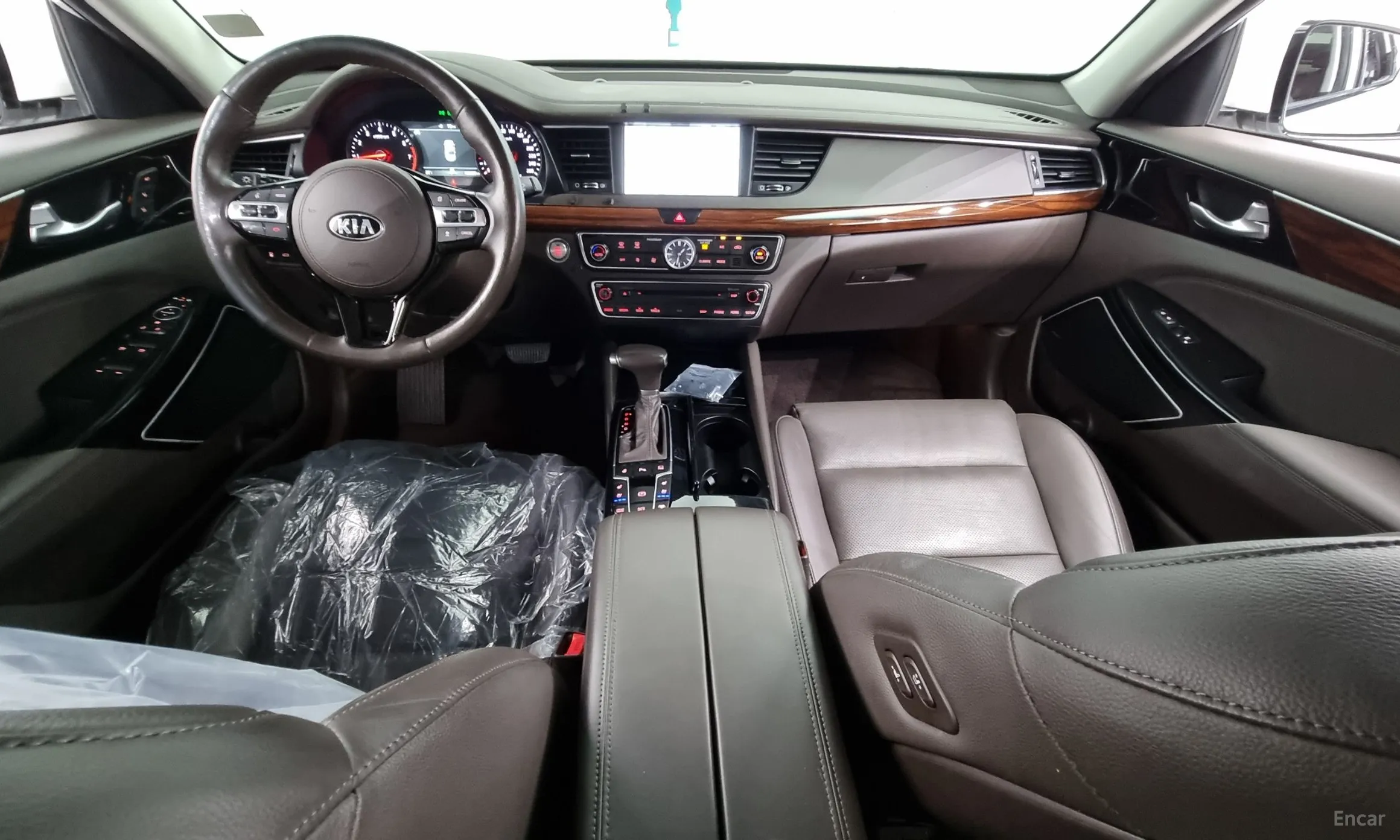 Kia K7 превью 4