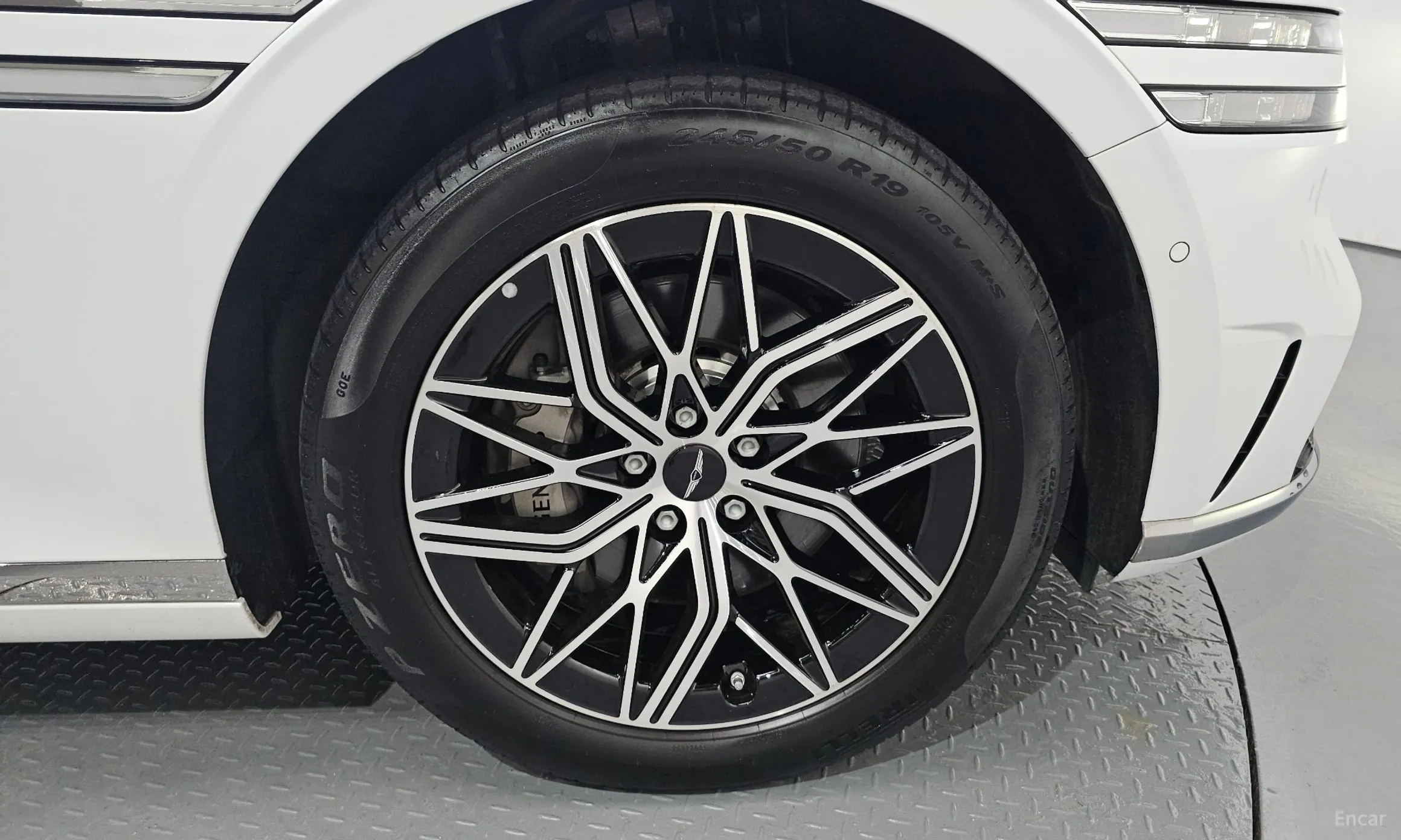 Genesis G90 (RS4) превью 5