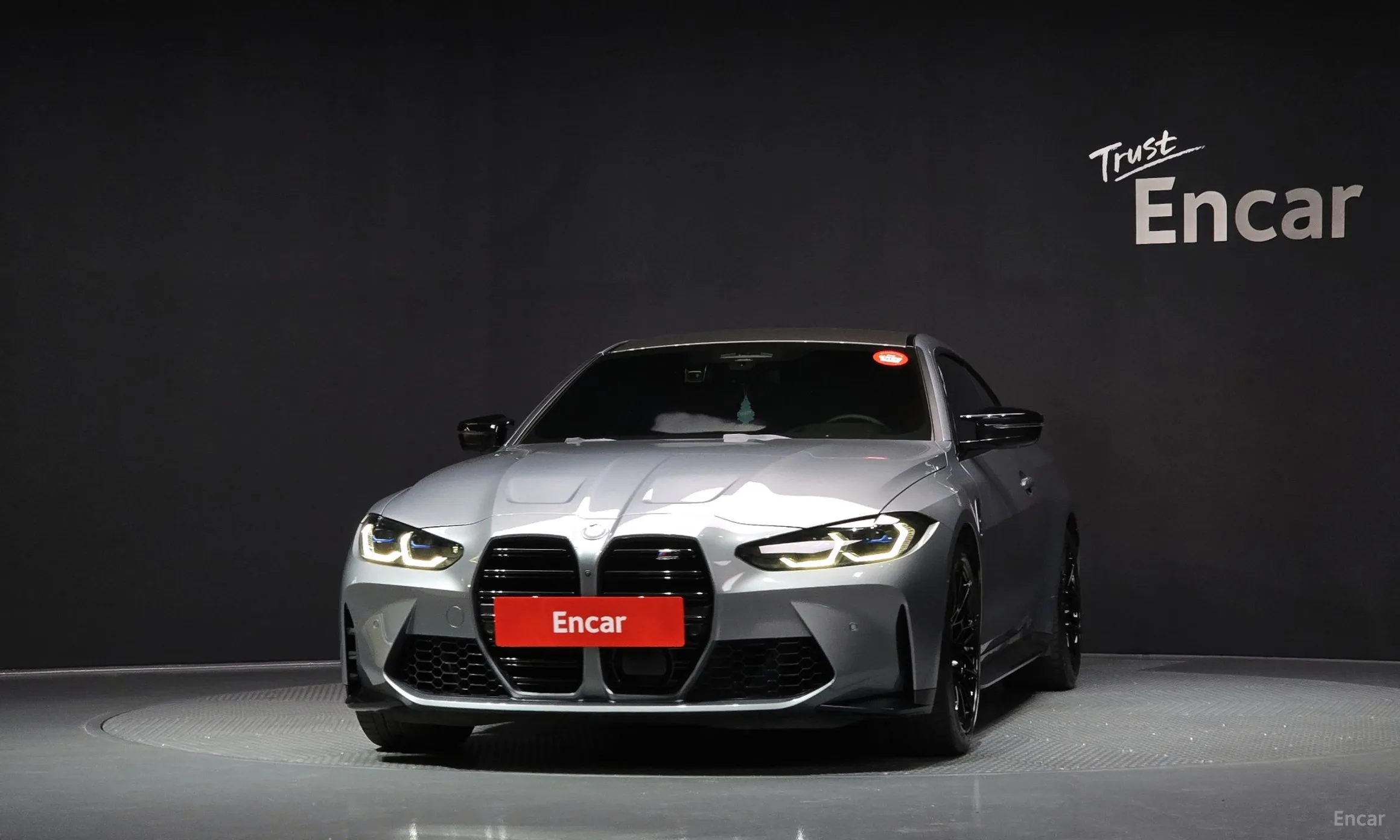 BMW M4 (G82)