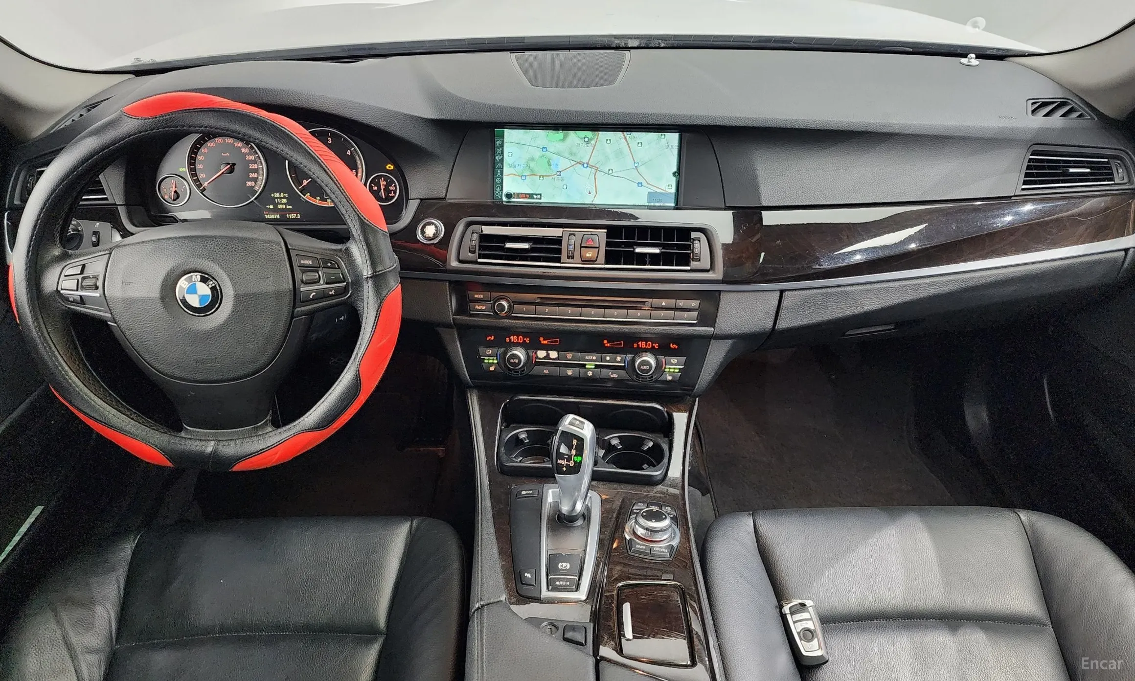 BMW 5 Series (F10) превью 4