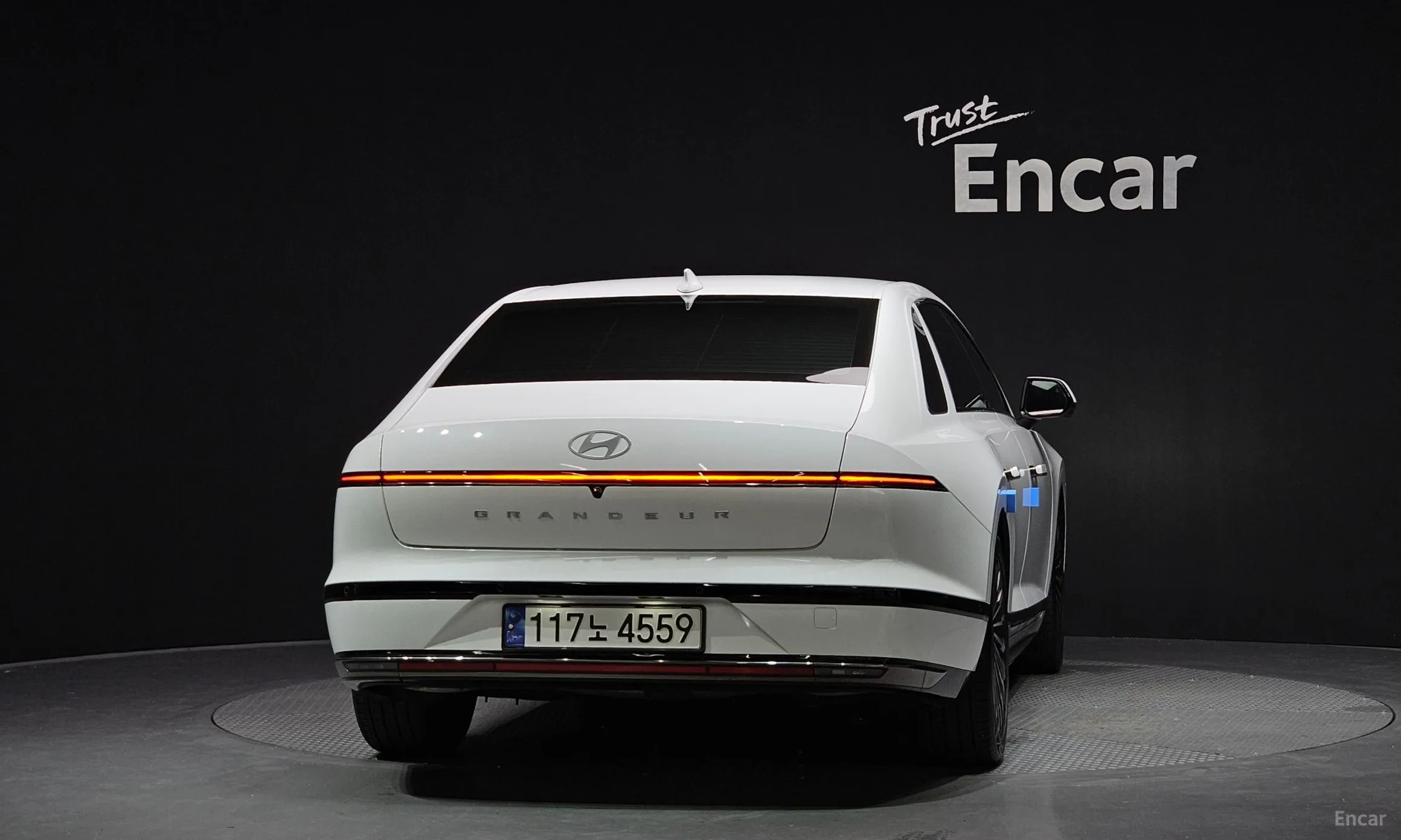 Hyundai Grandeur Hybrid (GN7) превью 3