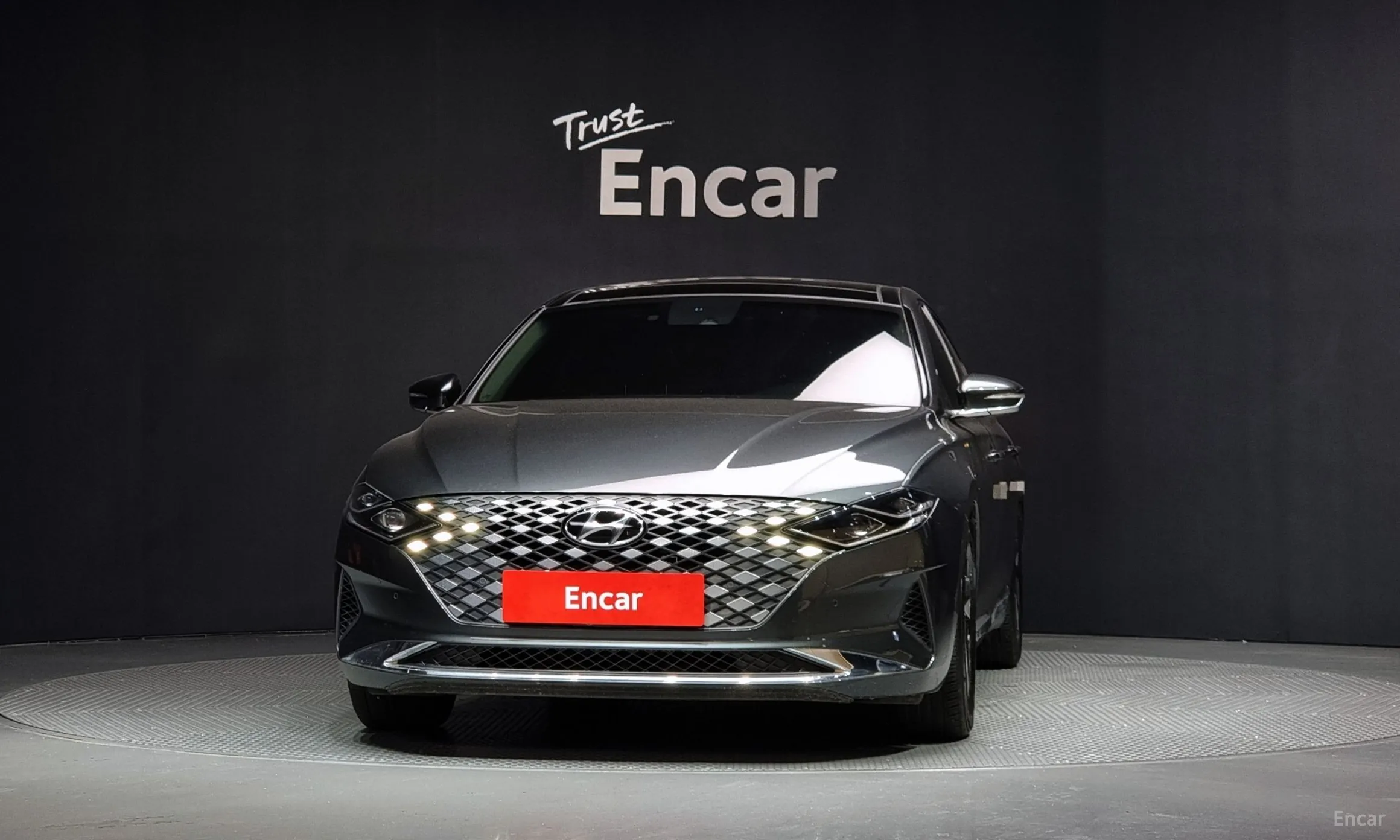Hyundai Grandeur IG Hybrid