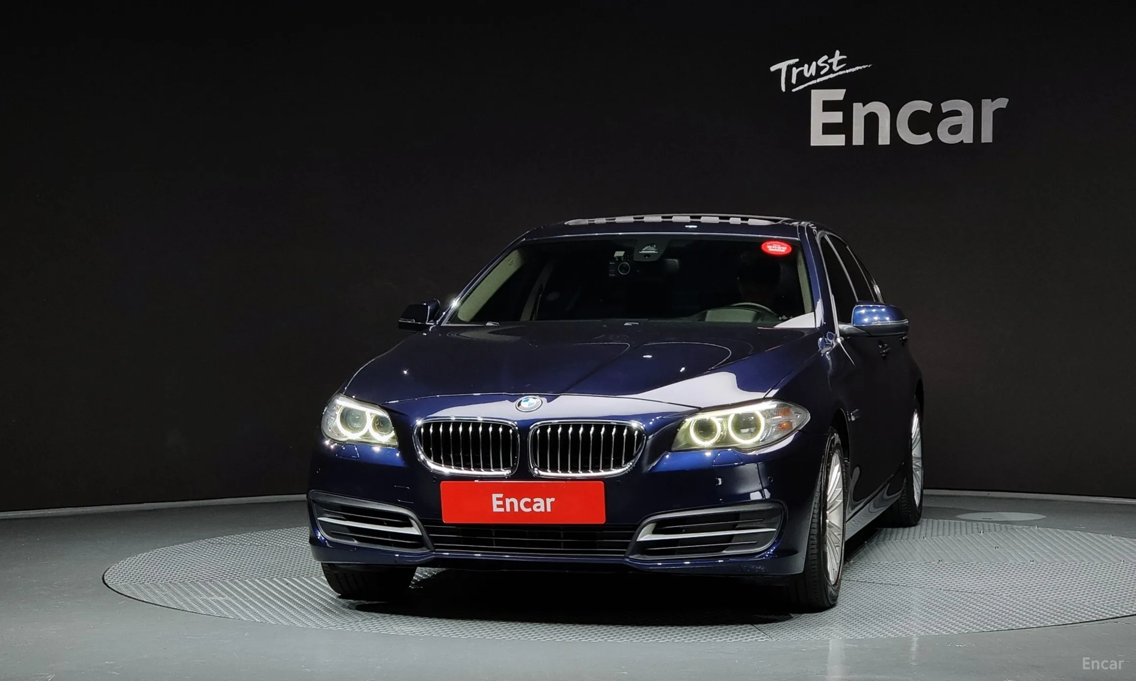 BMW 5 Series (F10) превью 2