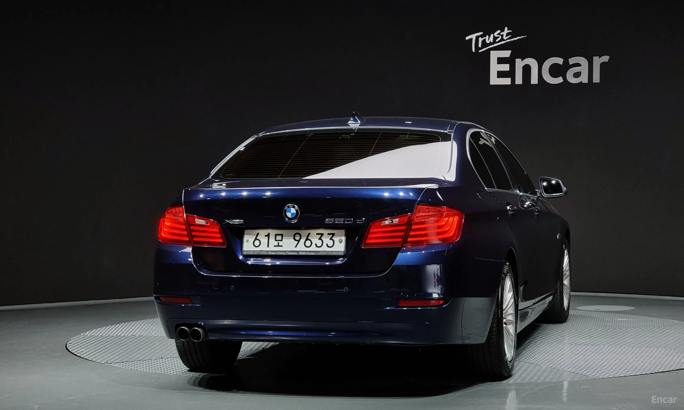BMW 5 Series (F10) превью 3