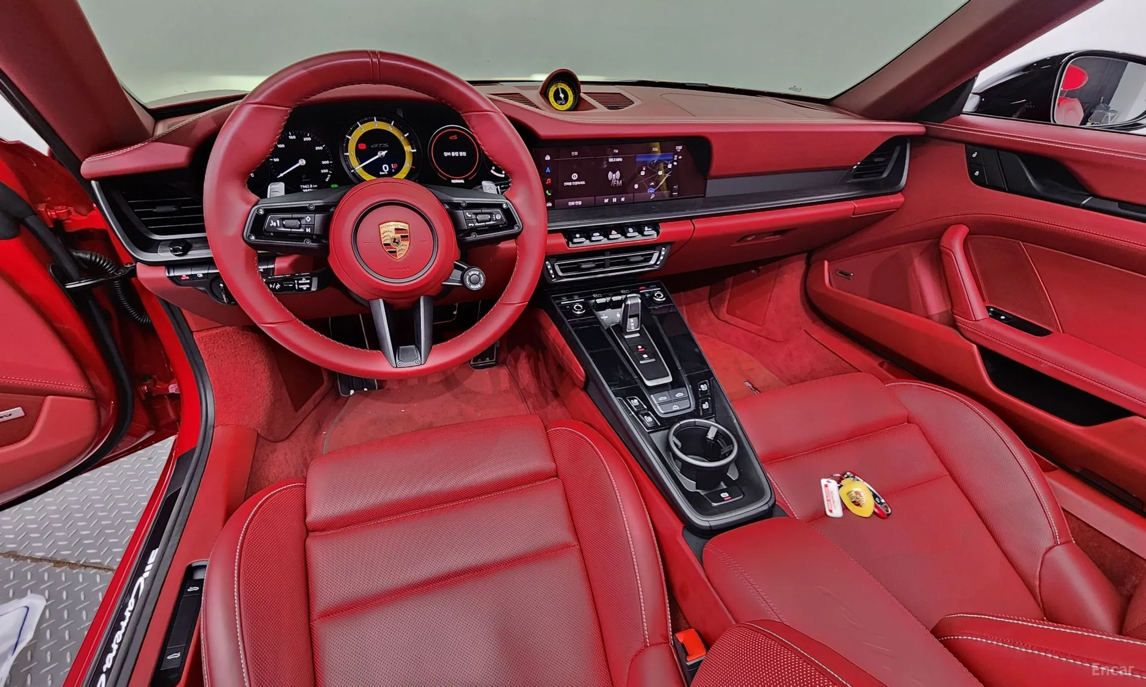Porsche 911 (992) превью 4