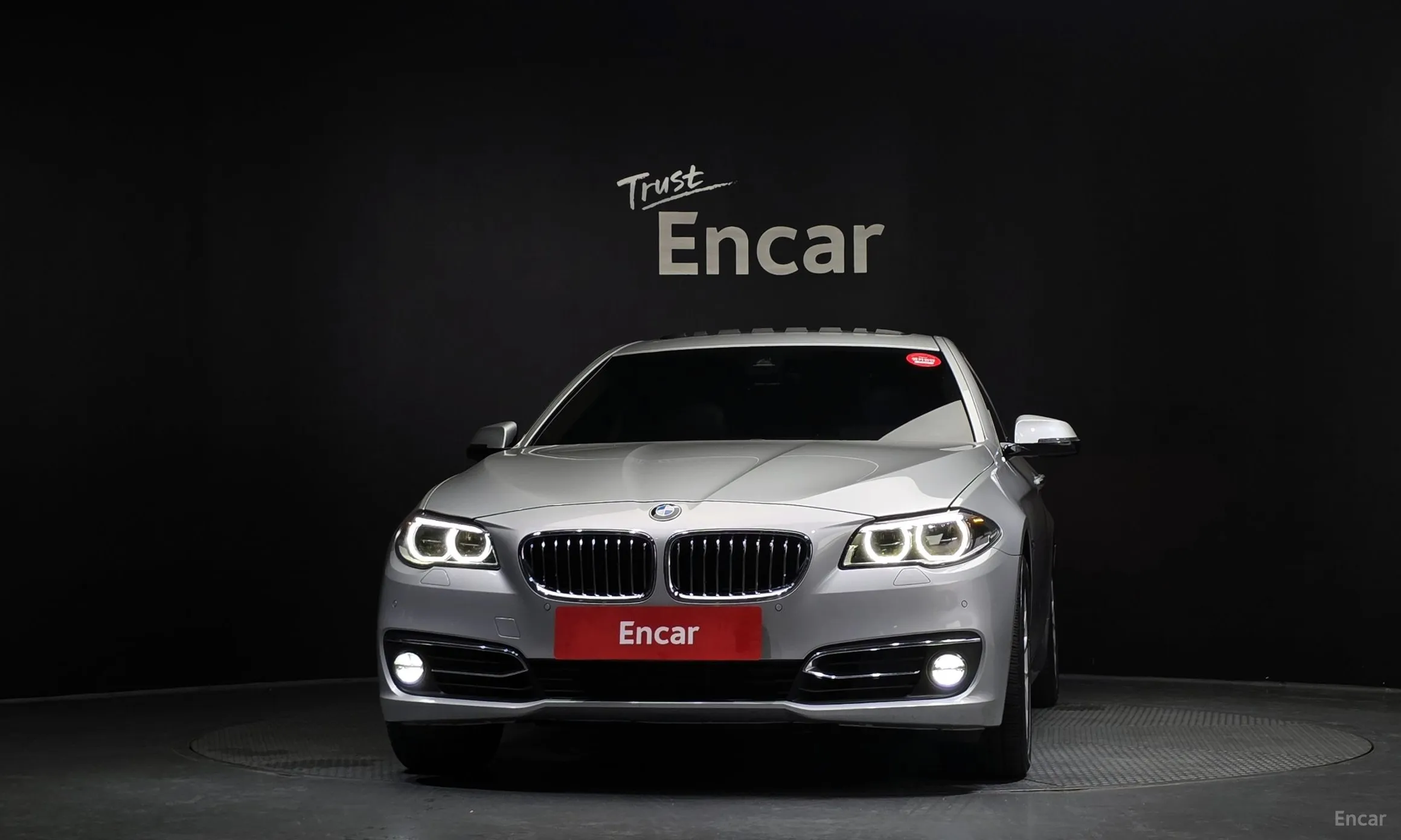 BMW 5 Series (F10) превью 2