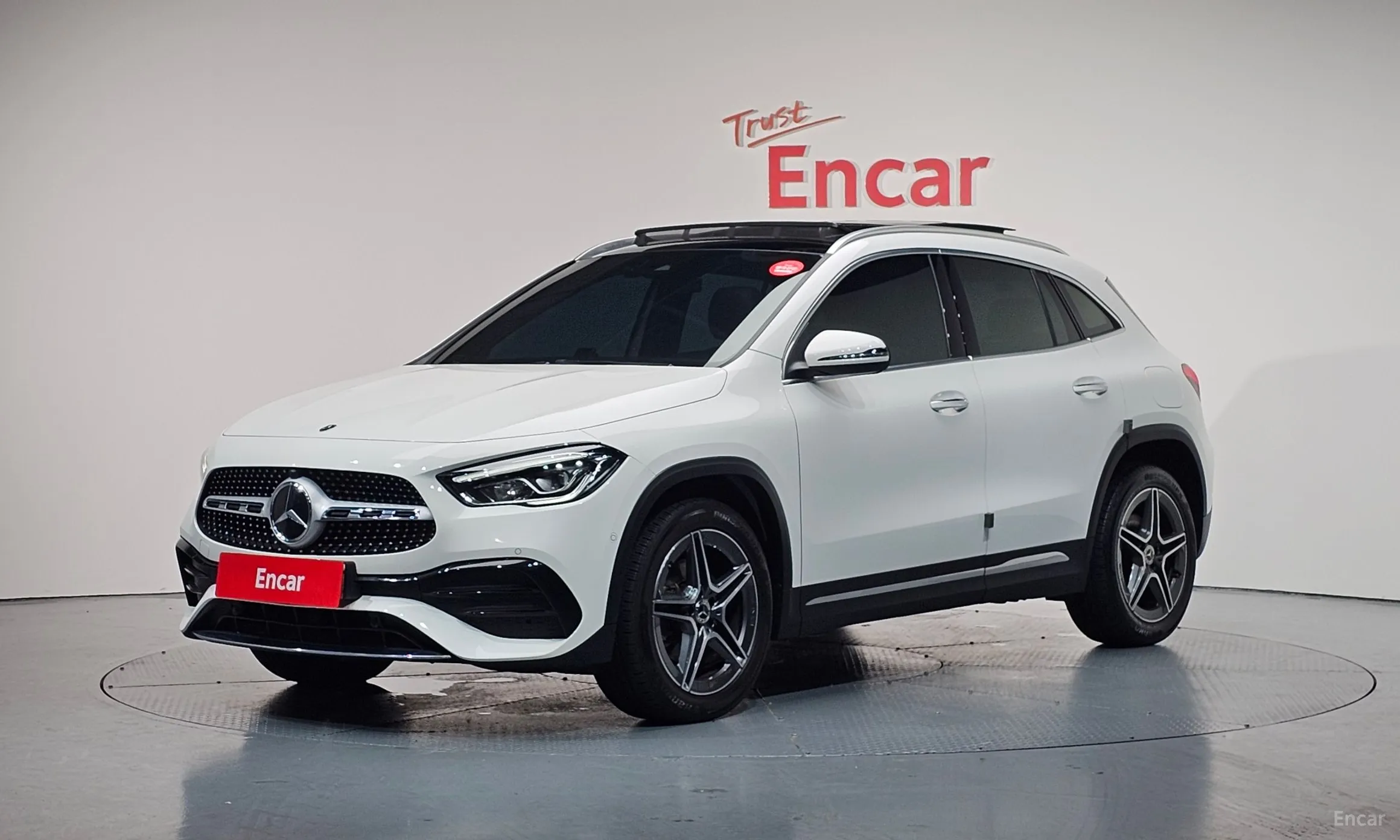 Mercedes Benz GLA-Class H247