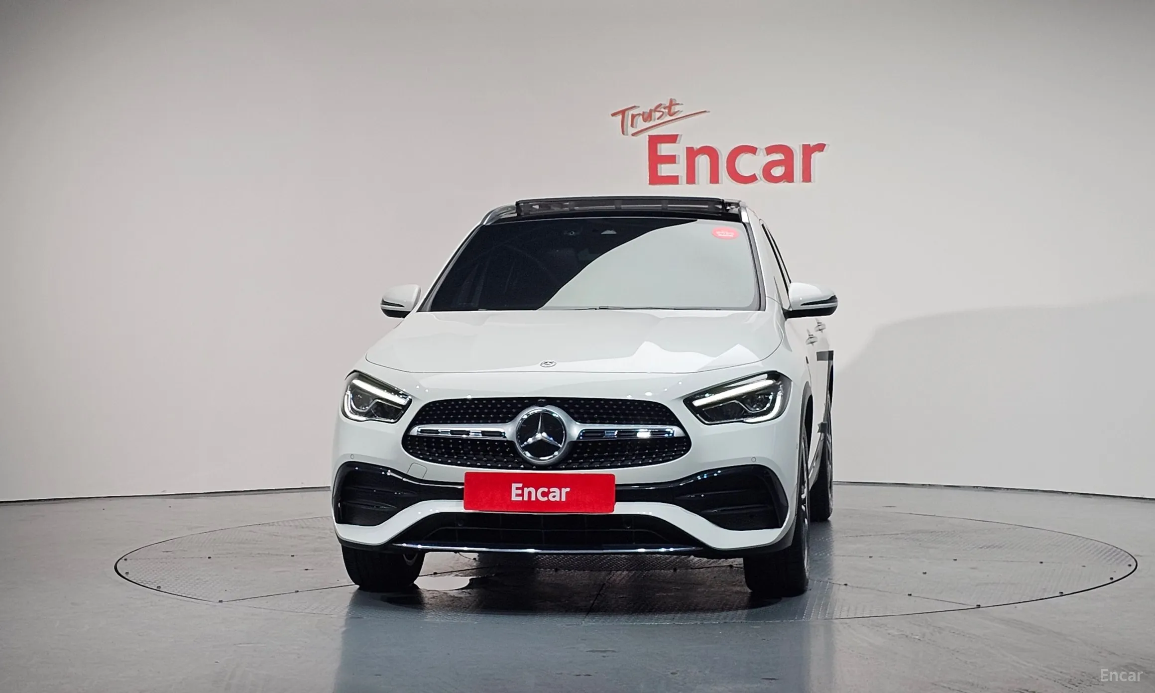 Mercedes Benz GLA-Class H247