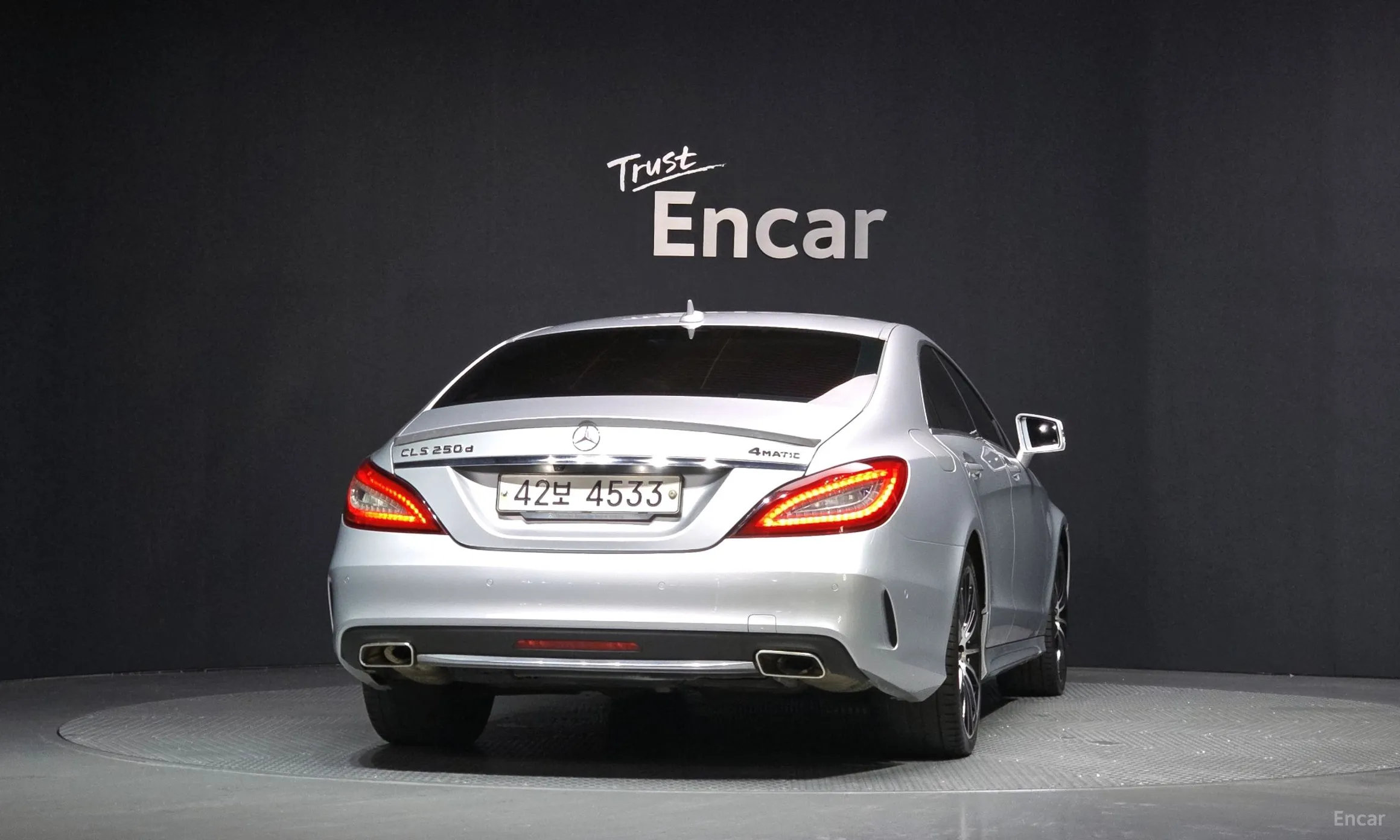 Mercedes Benz CLS-Class W218 превью 3
