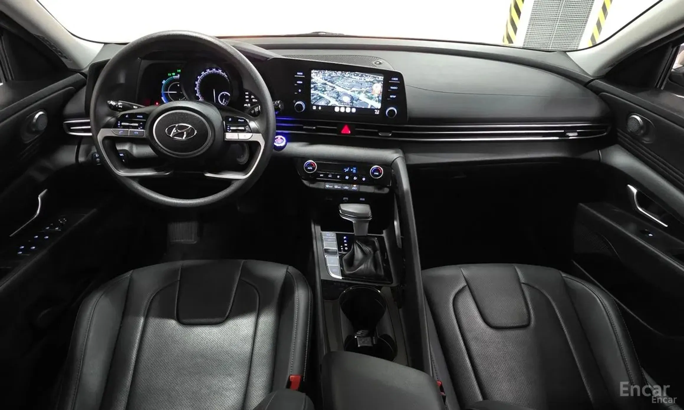 Hyundai Avante Hybrid (CN7) превью 4