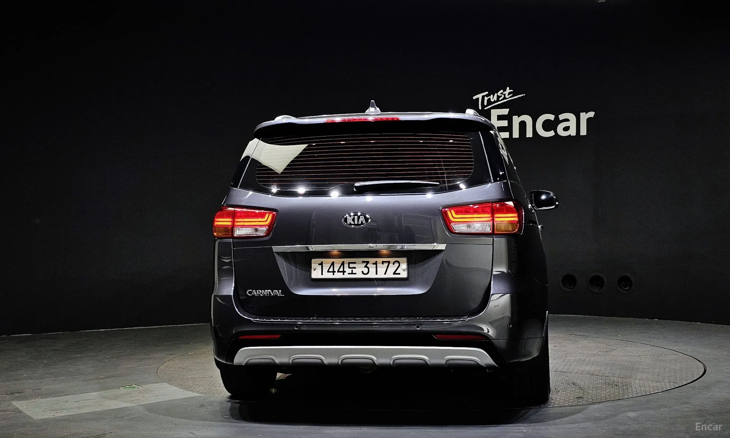 Kia Carnival превью 3
