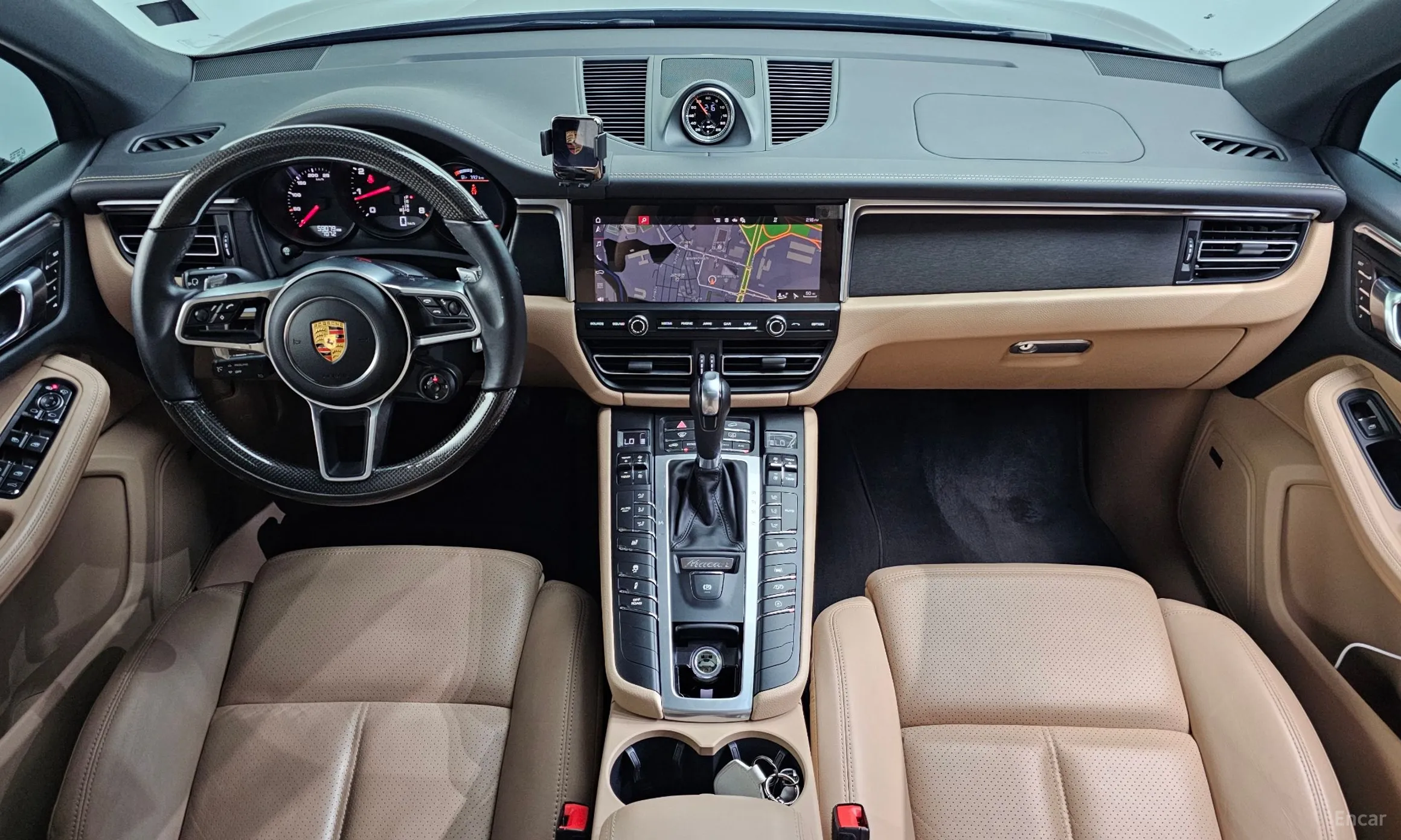 Porsche Macan превью 4