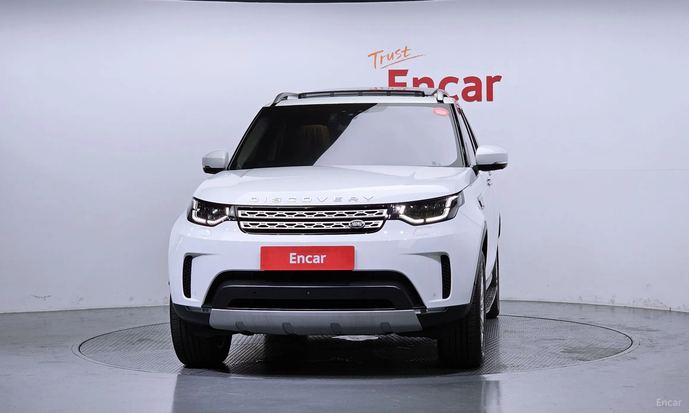 Land Rover Discovery 5 превью 2