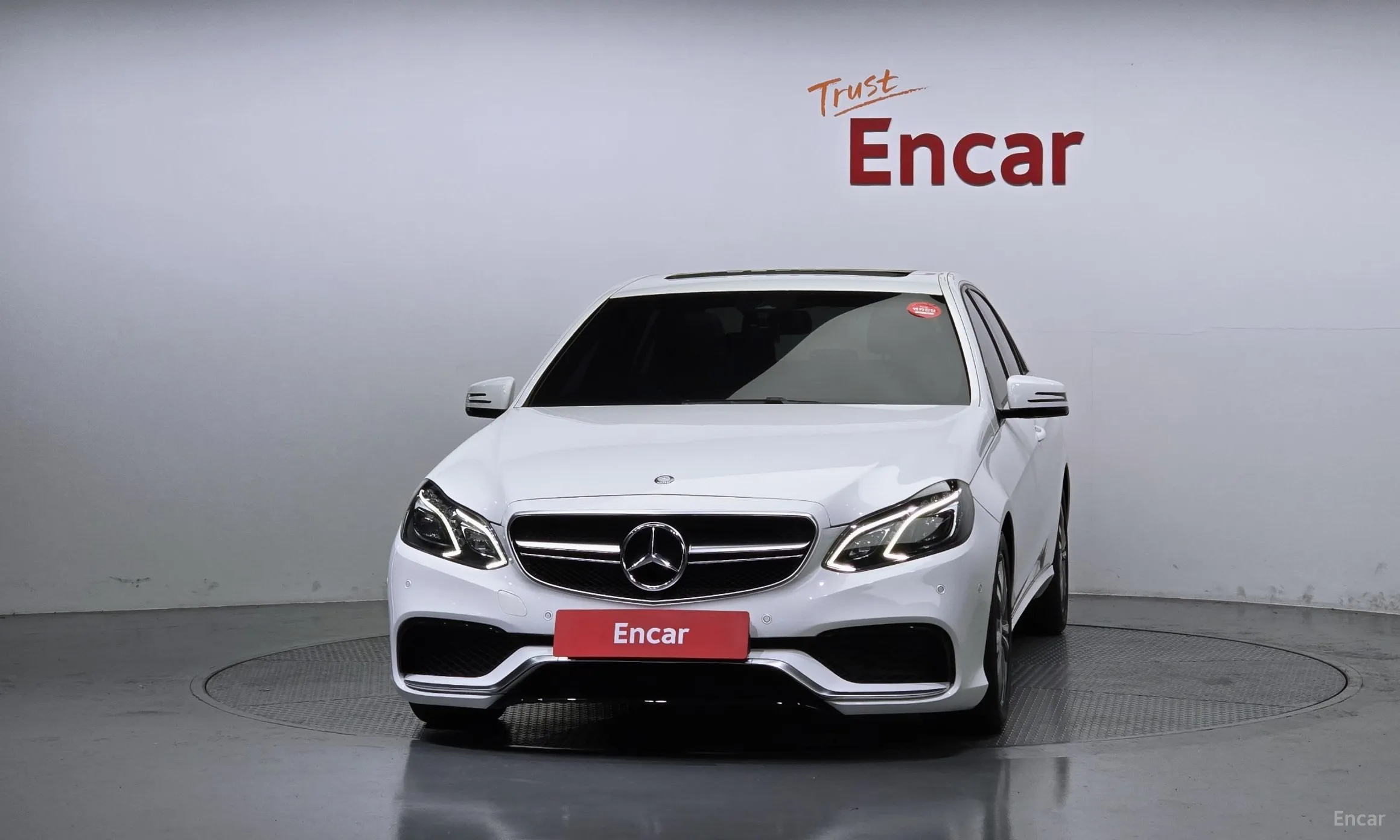 Mercedes Benz E-Class W212 превью 2