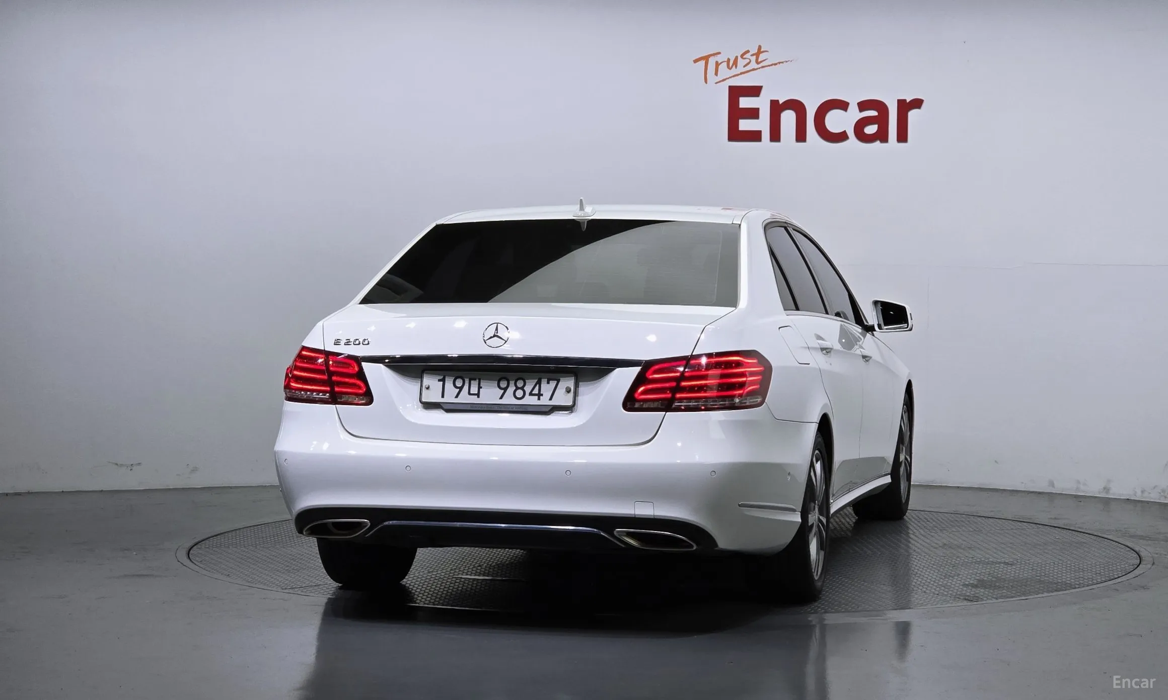 Mercedes Benz E-Class W212 превью 3