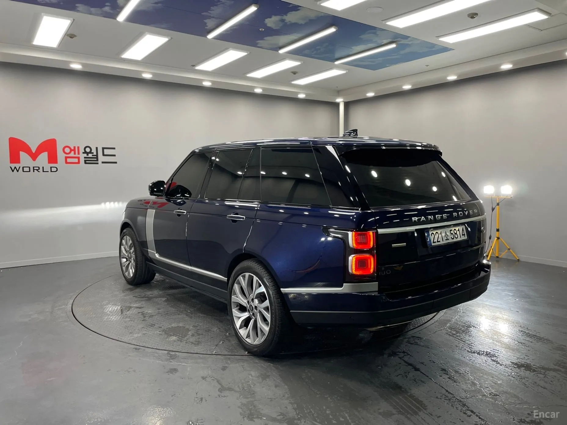 Land Rover Range Rover 4th Generation превью 3