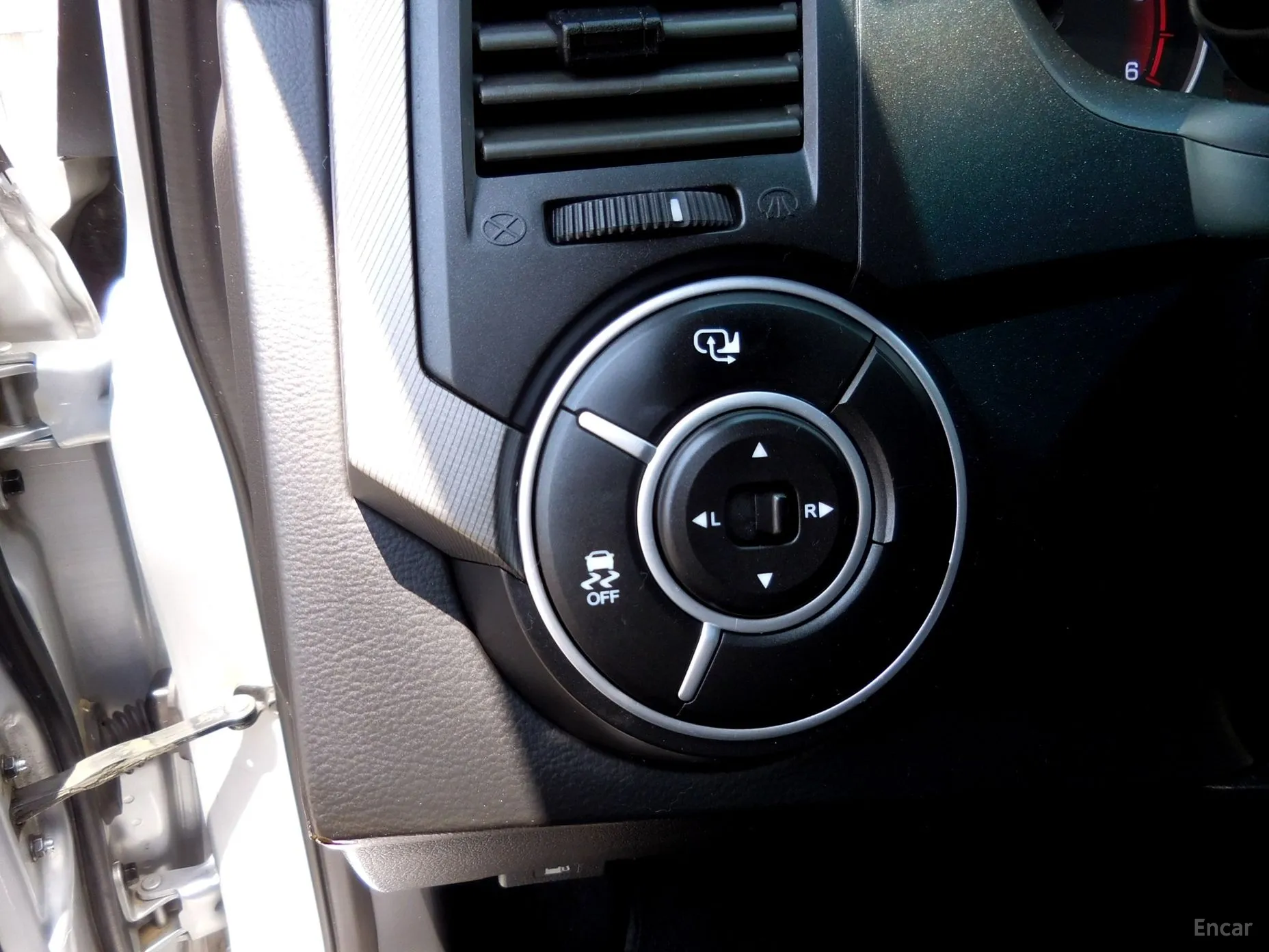 KG Mobility (SsangYong) Korando Sports превью 14