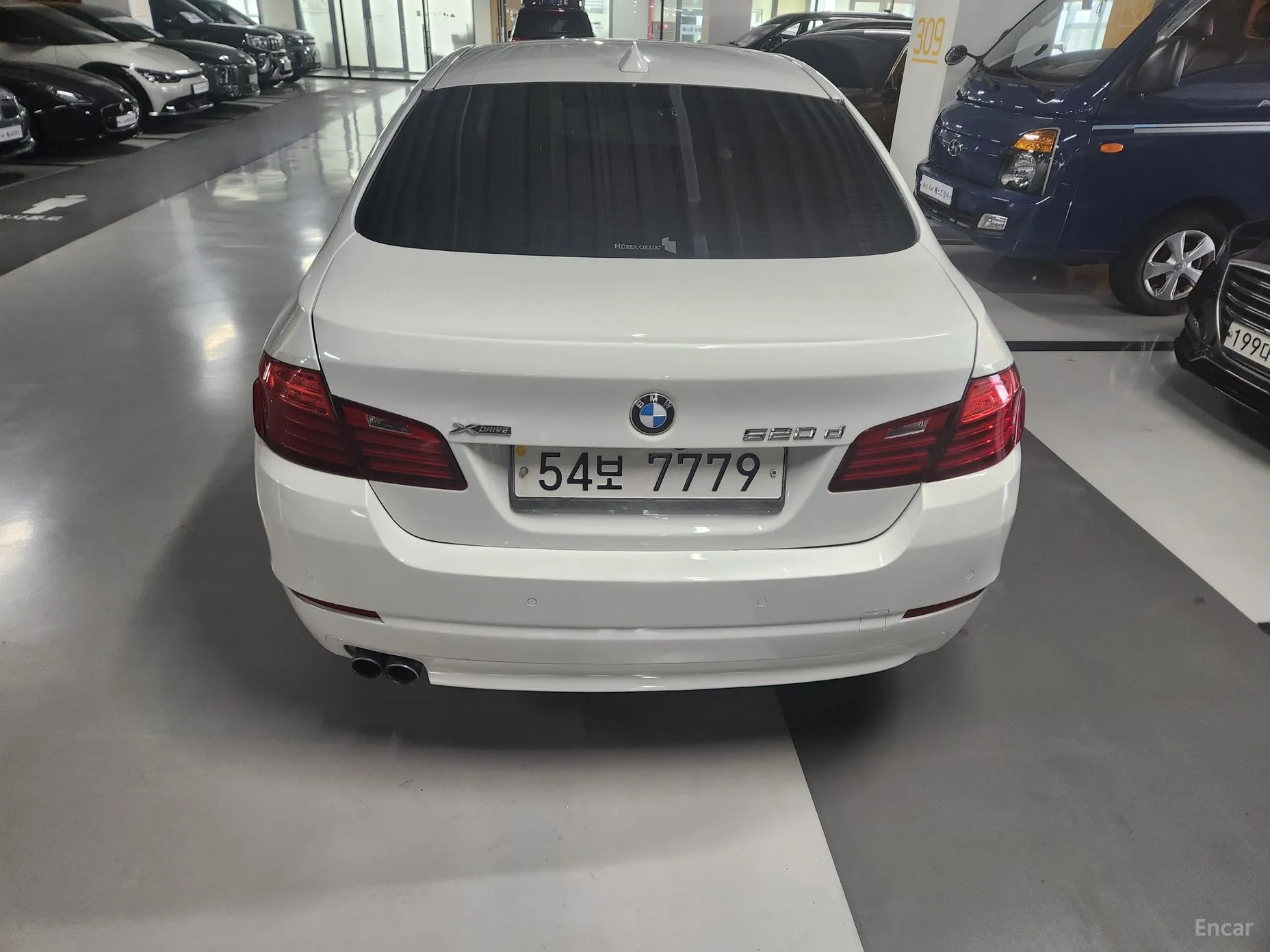 BMW 5 Series (F10) превью 3
