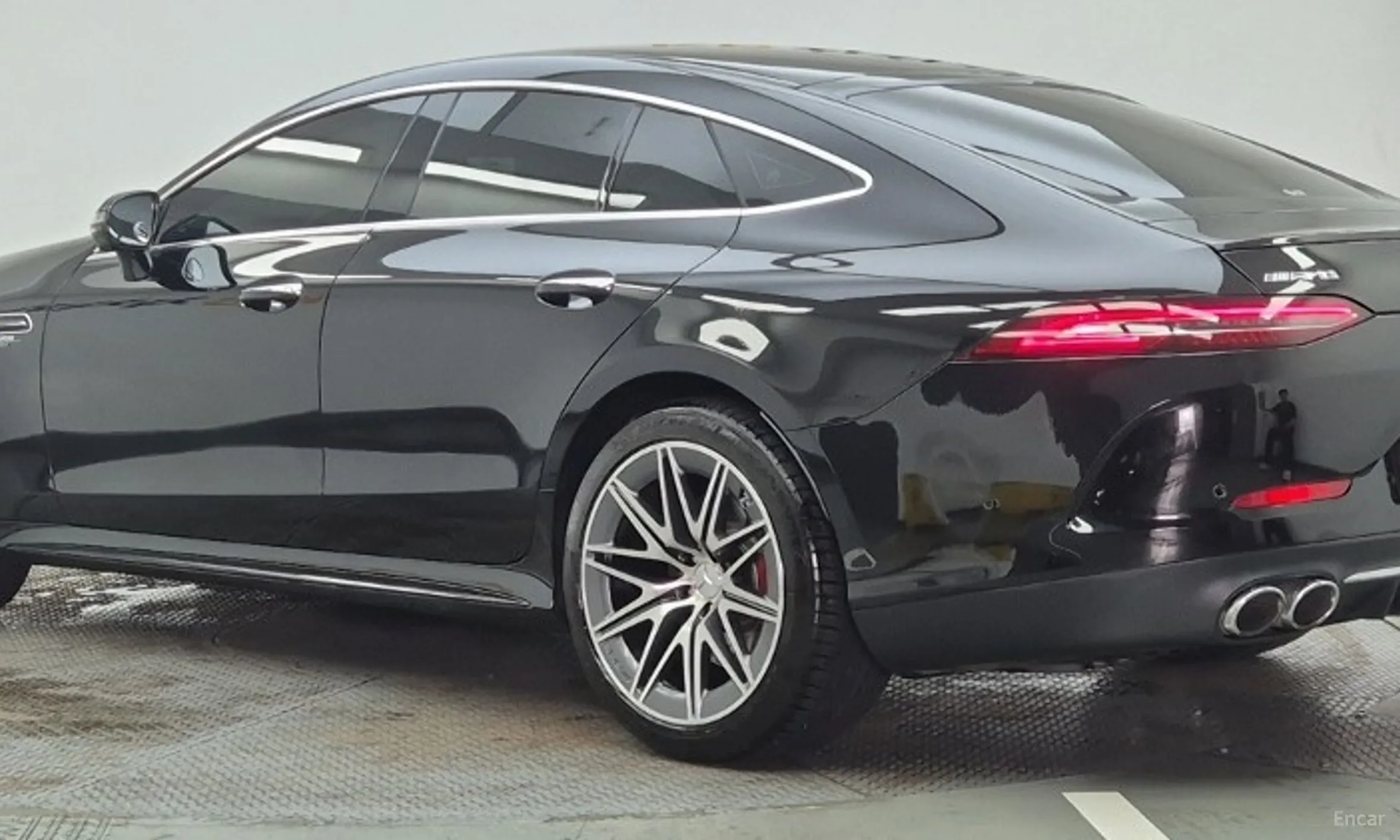 Mercedes Benz AMG GT