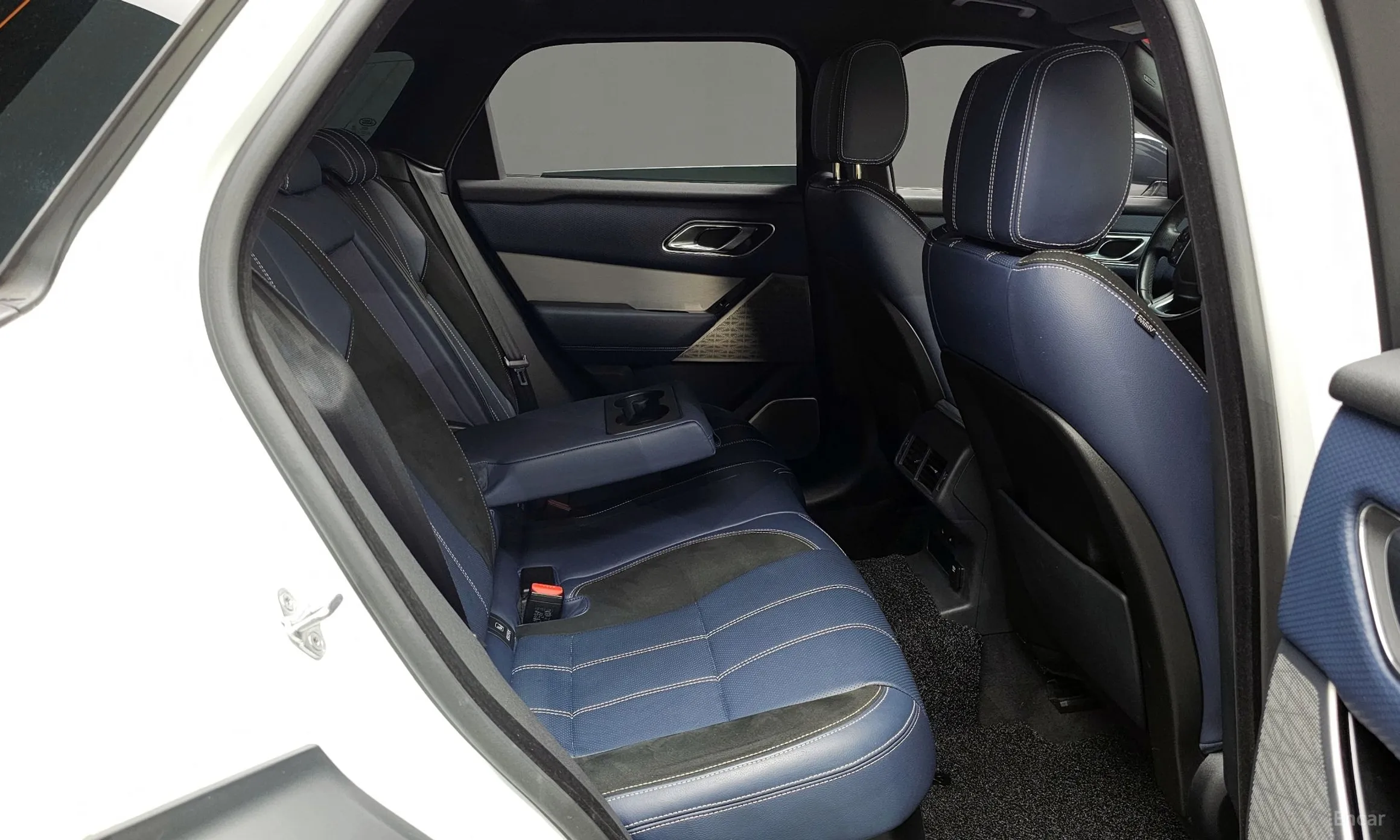 Land Rover Range Rover Bella превью 12