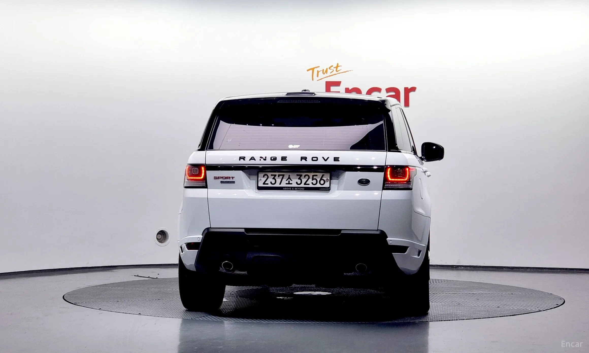 Land Rover Range Rover Sport 2nd Generation превью 3