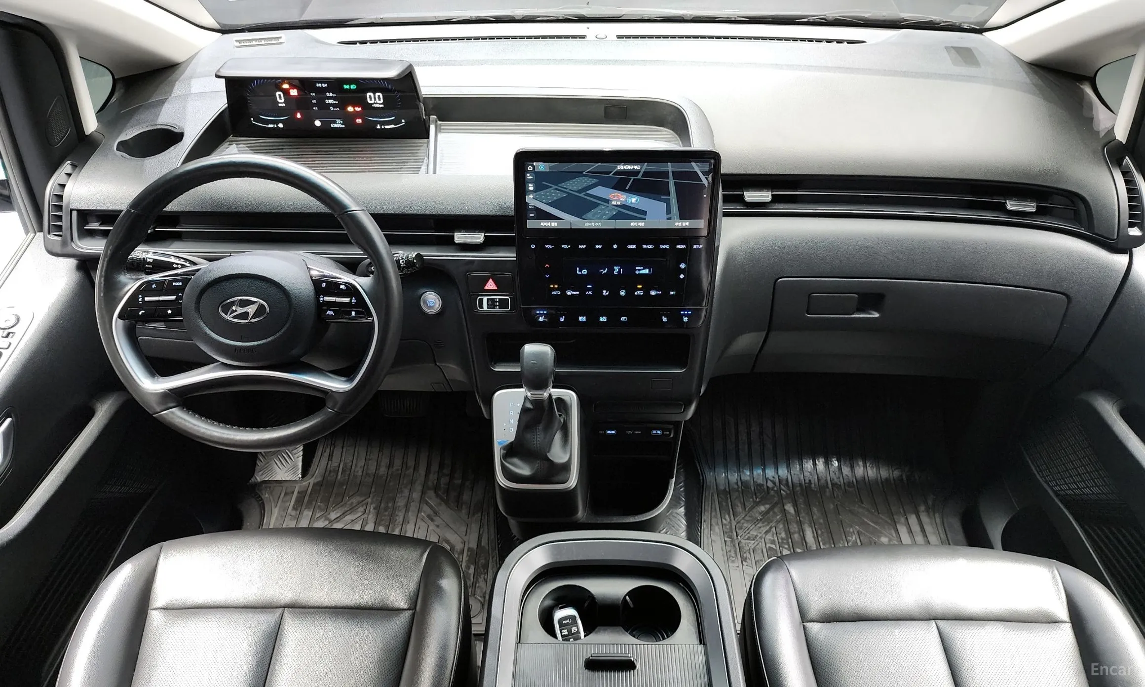 Hyundai Staria превью 4