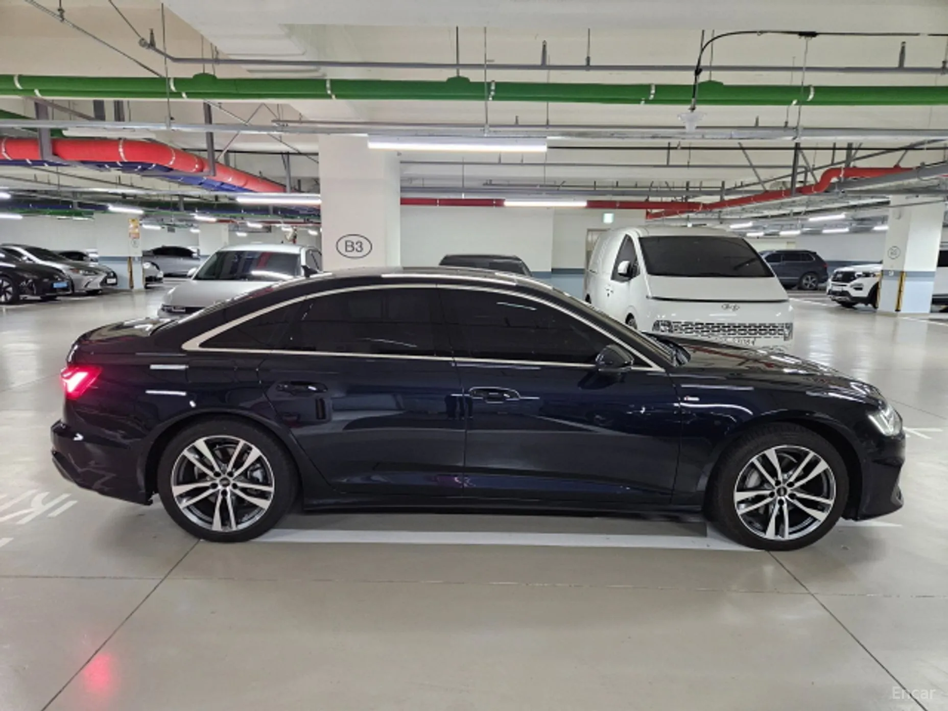 Audi A6 (C8) превью 2