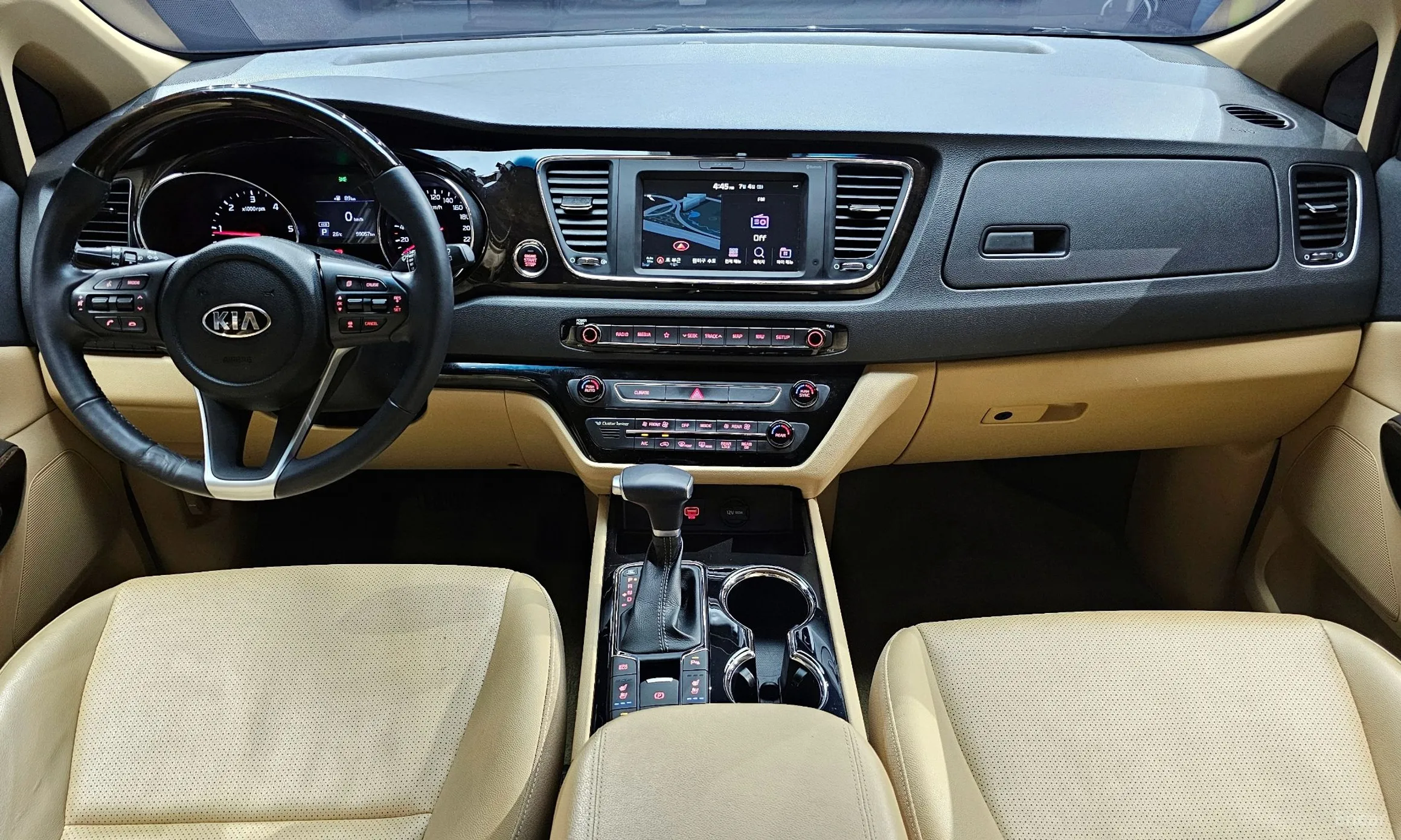Kia Carnival превью 4