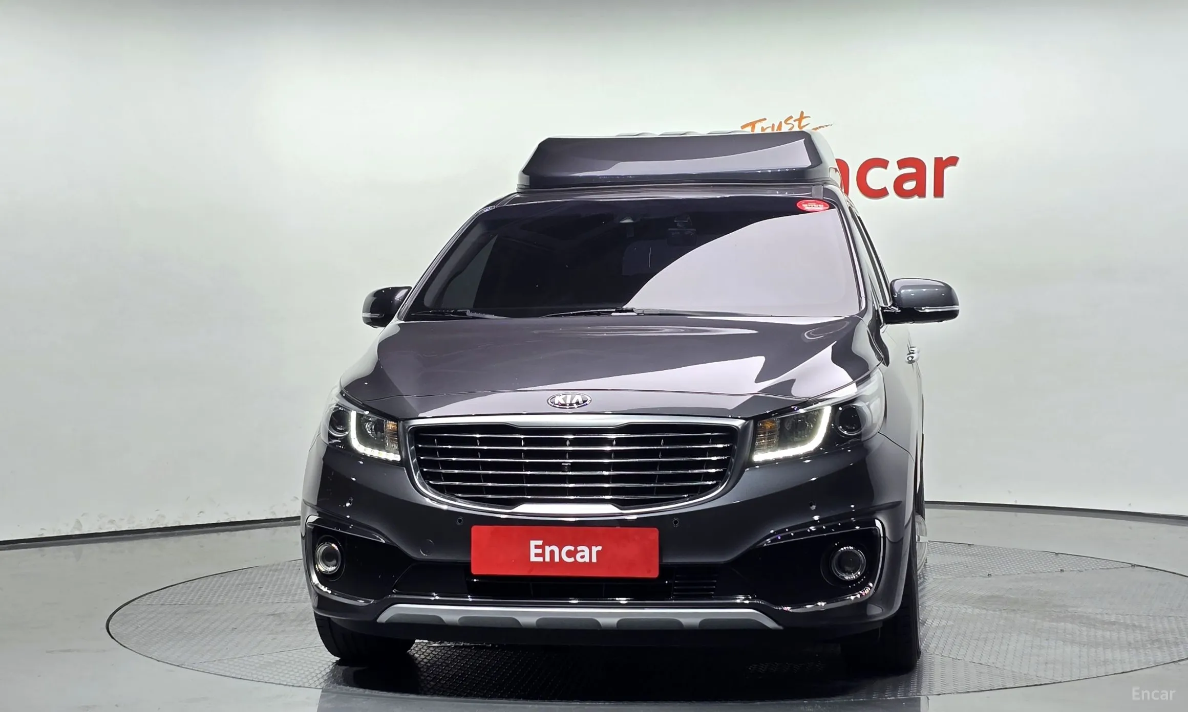 Kia Carnival превью 2