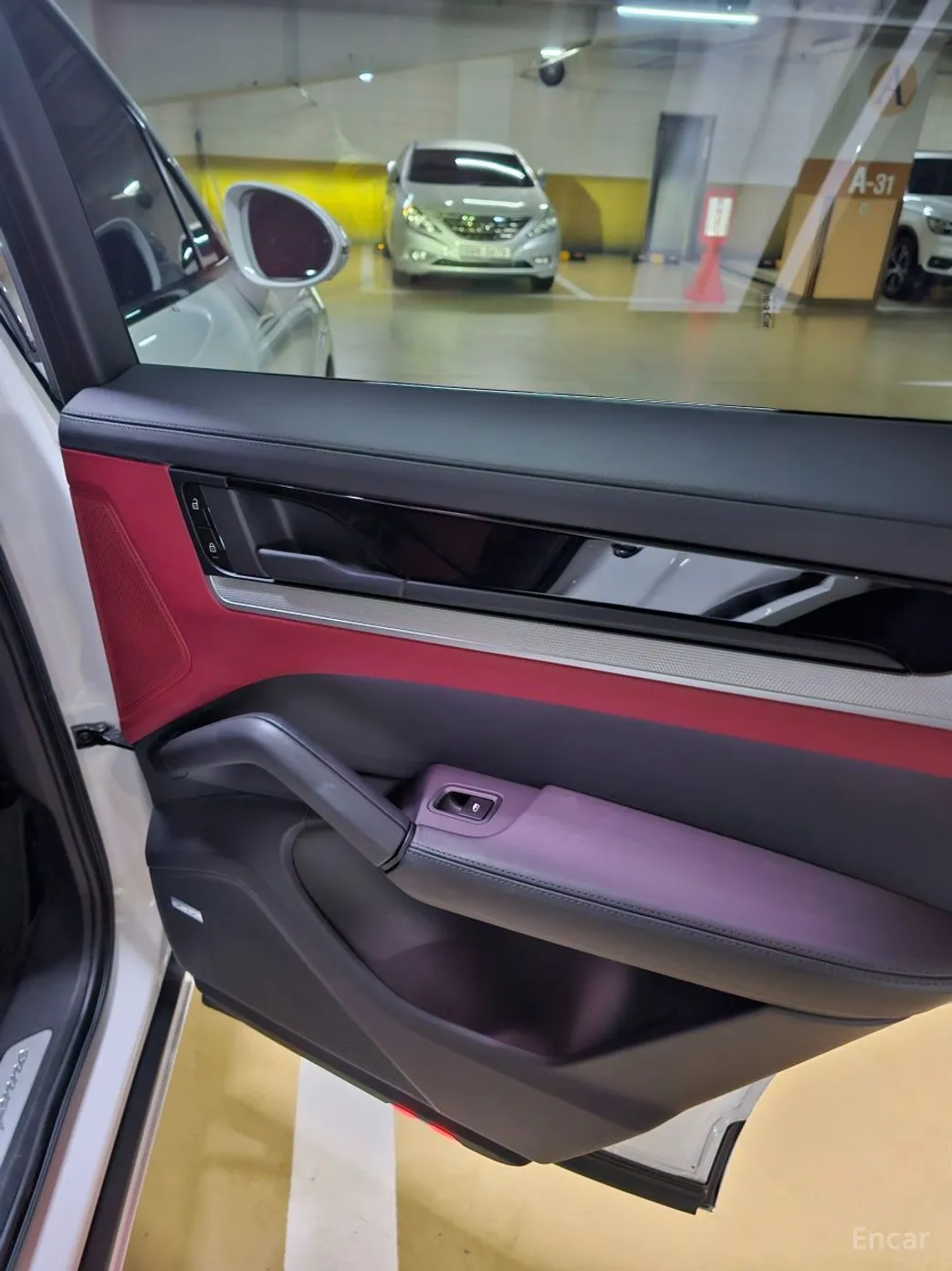 Porsche Cayenne (PO536) превью 4