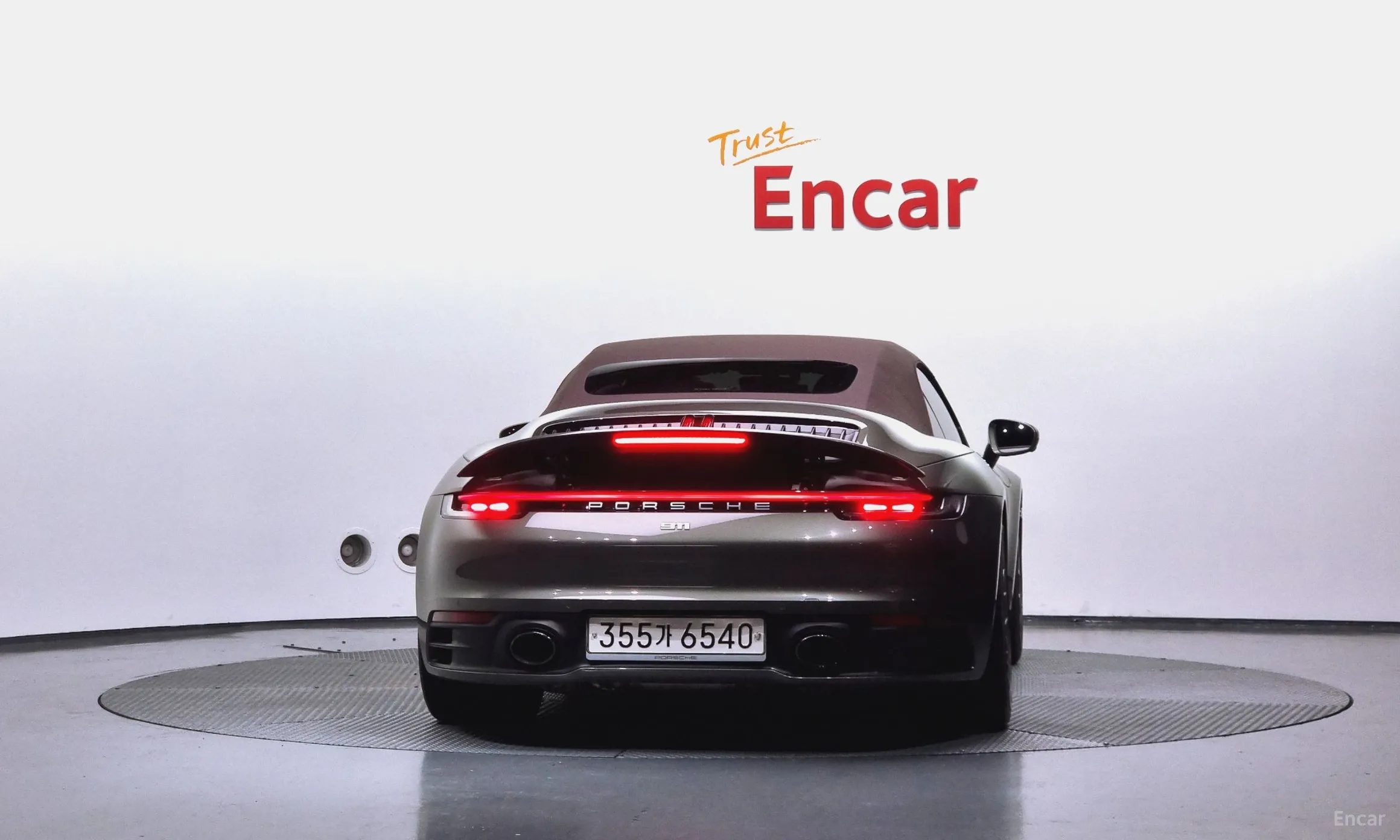 Porsche 911 (992) превью 3