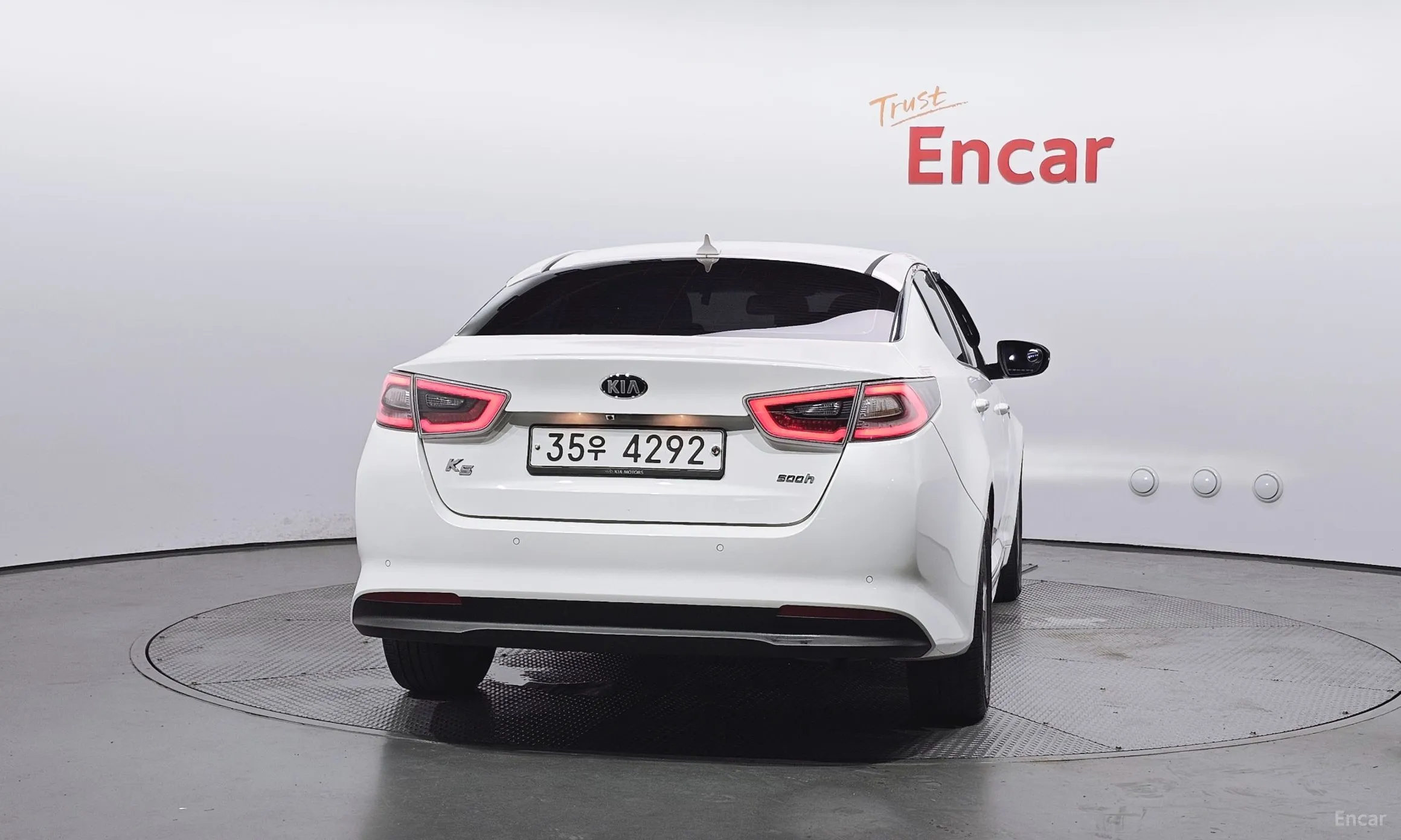 Kia K5 Hybrid превью 3