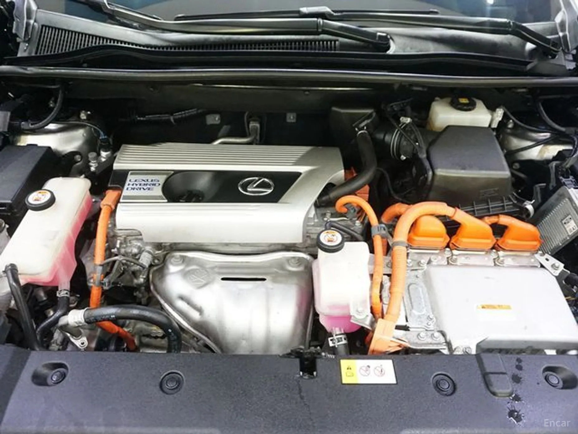 Lexus NX300h превью 16