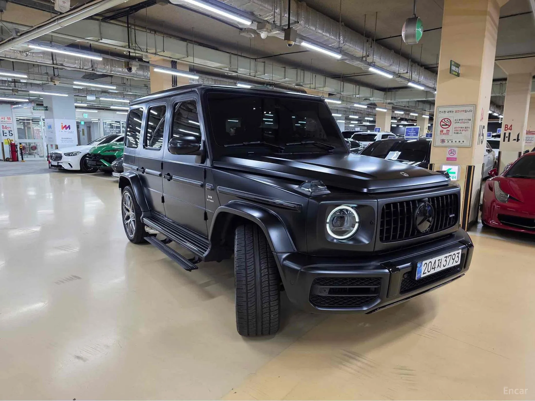 Mercedes Benz G-Class W463b