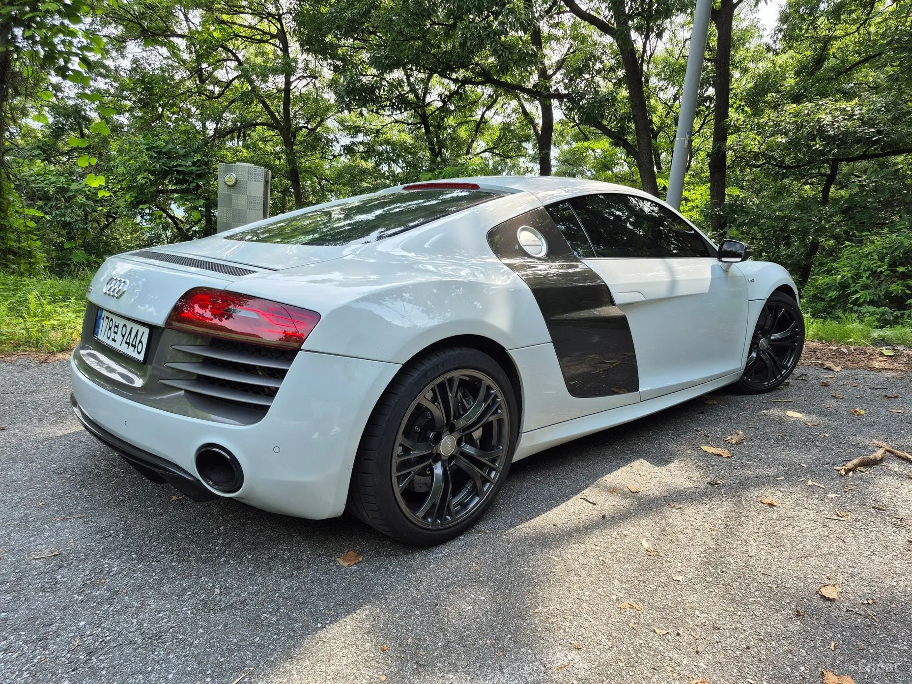 Audi R8