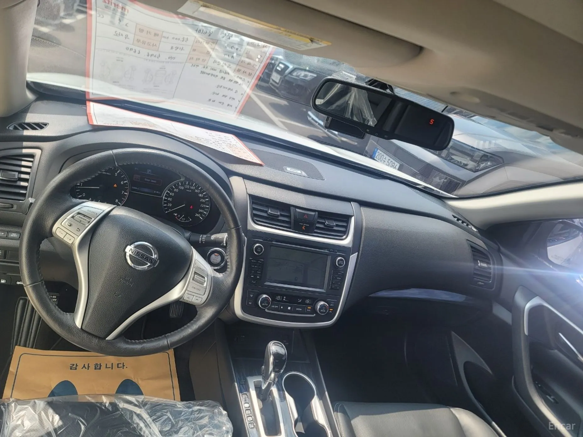 Nissan Altima превью 10