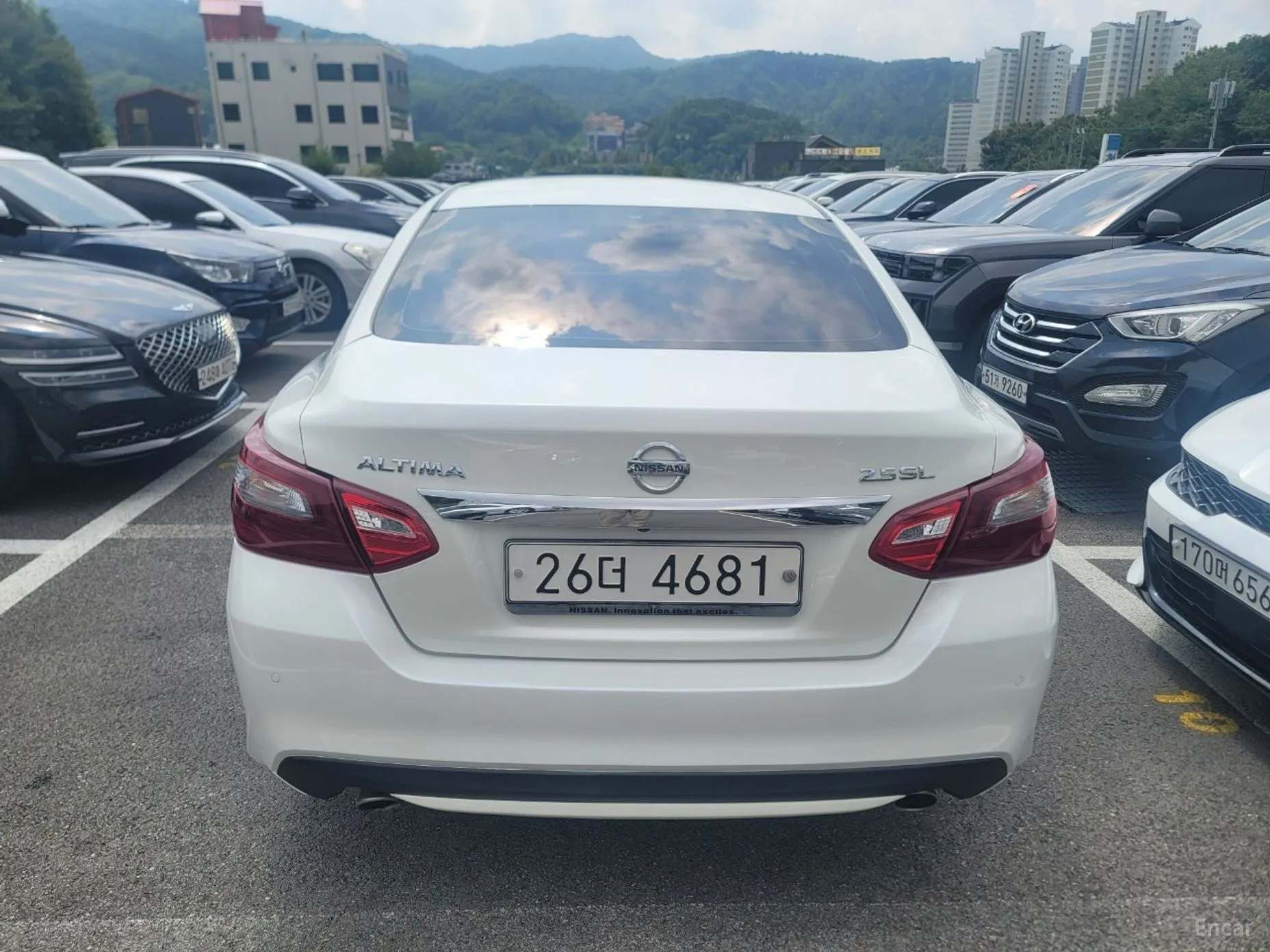 Nissan Altima превью 6