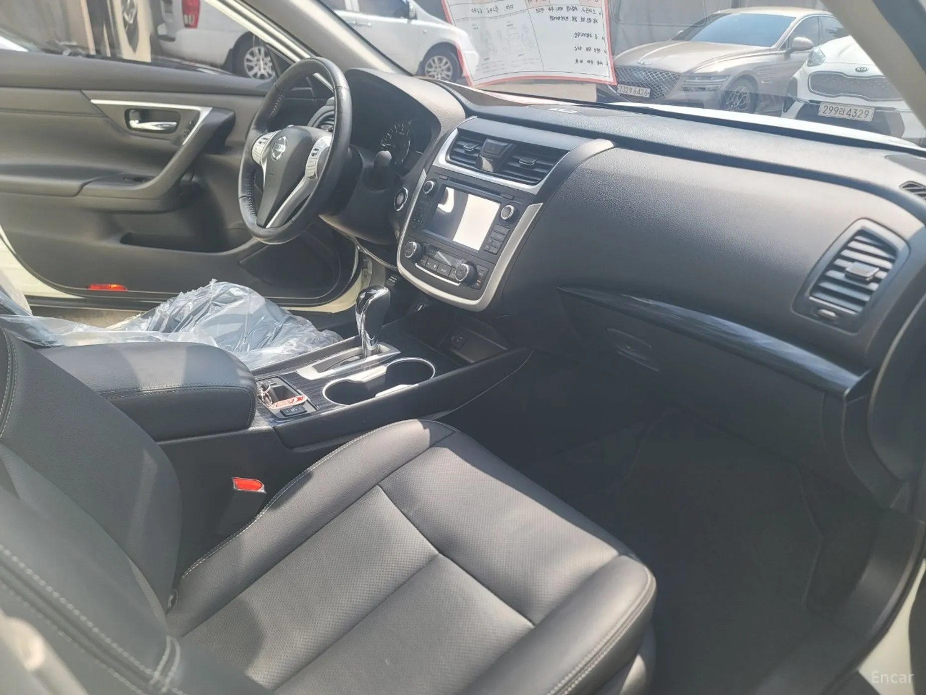 Nissan Altima превью 8
