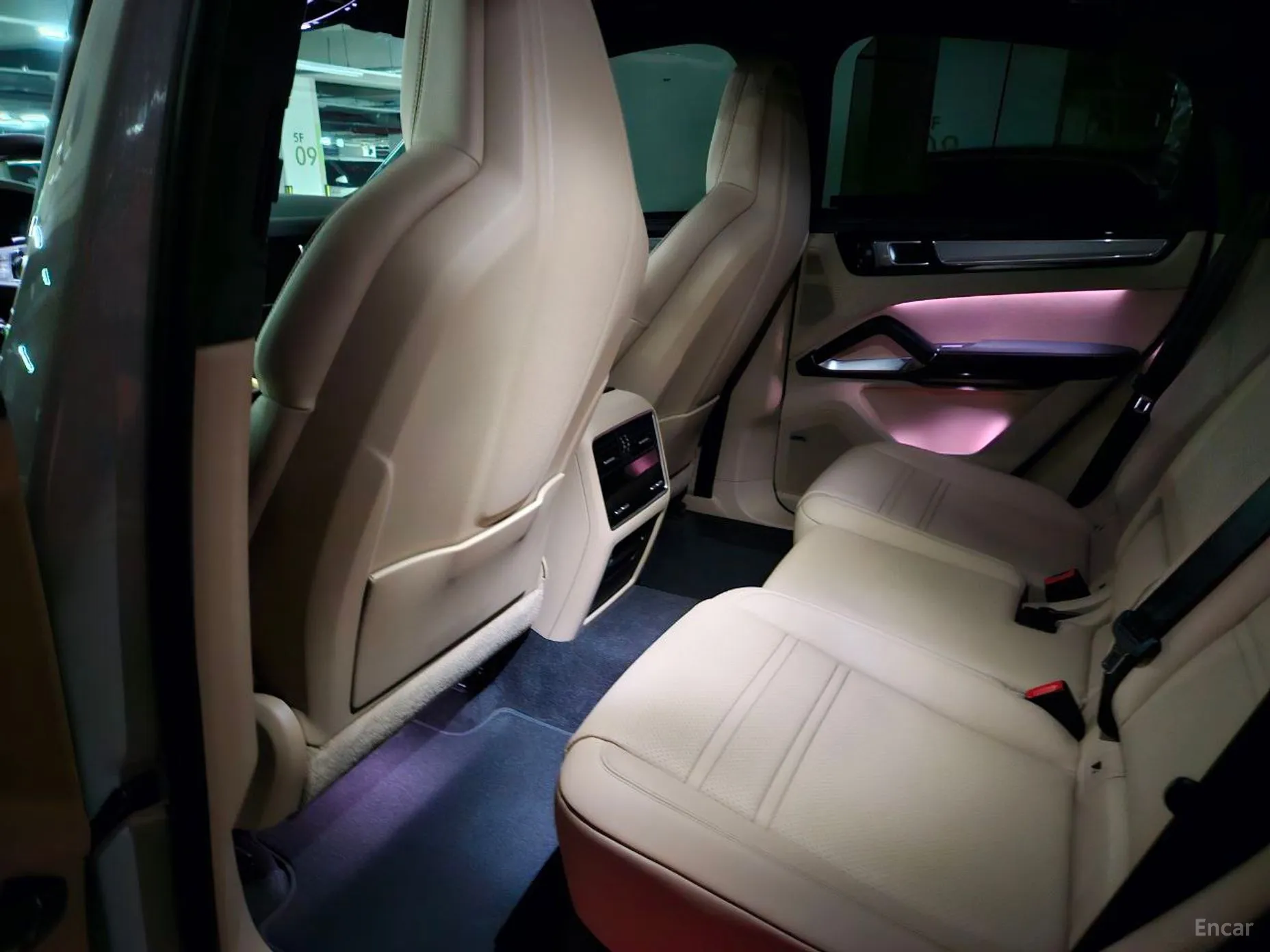 Porsche Cayenne (PO536) превью 4