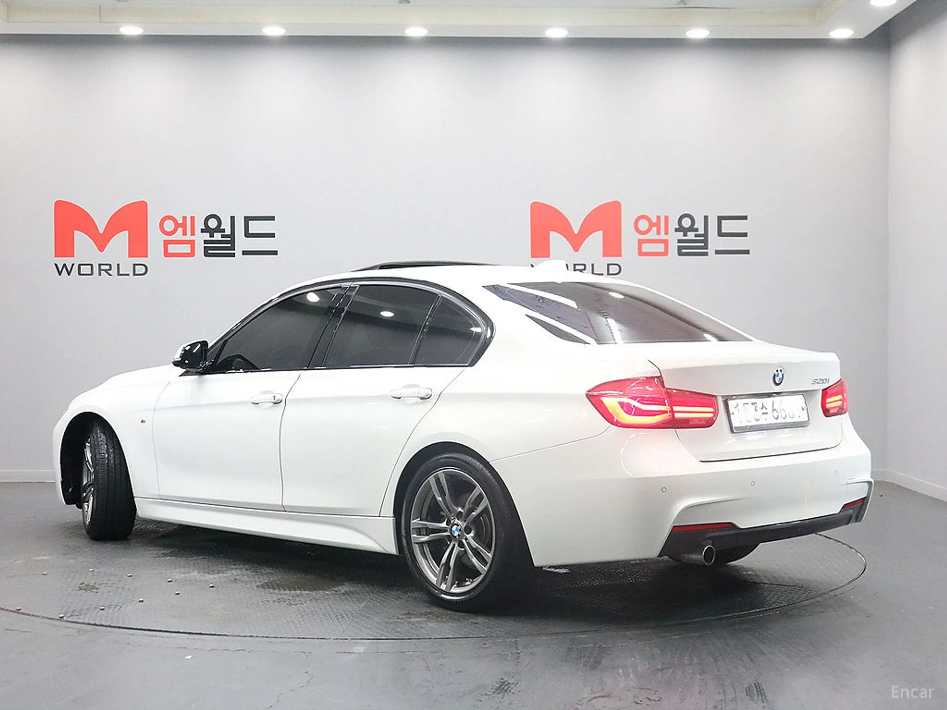 BMW 3 Series (F30) превью 3