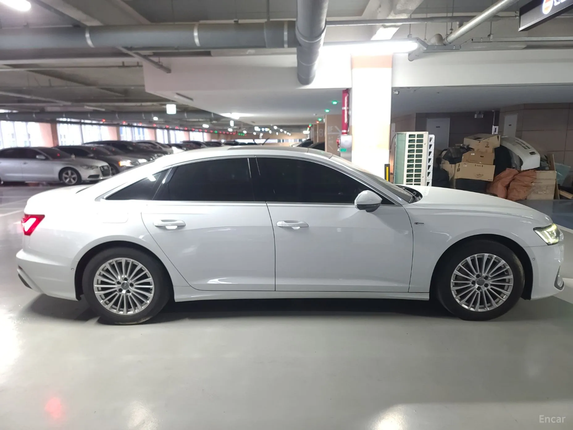 Audi A6 (C8) превью 2